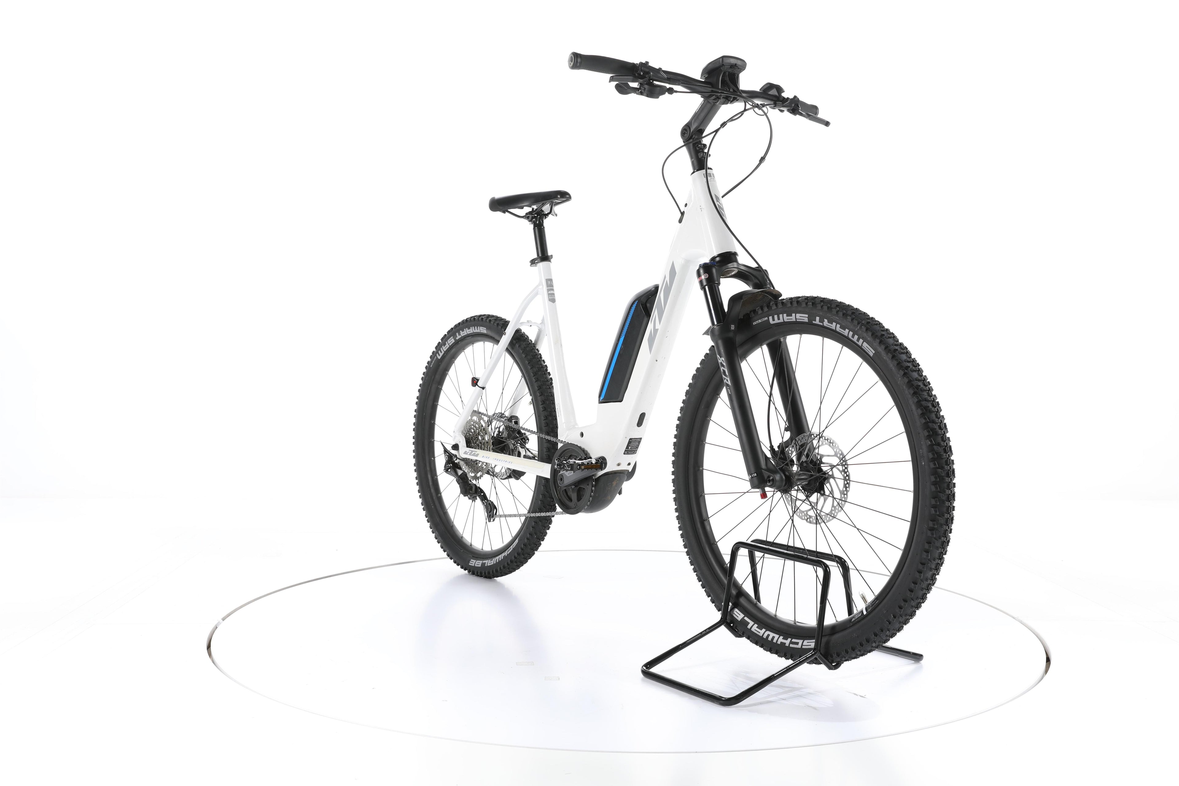 KTM Macina Aera P 272 E-Bike - Image 3