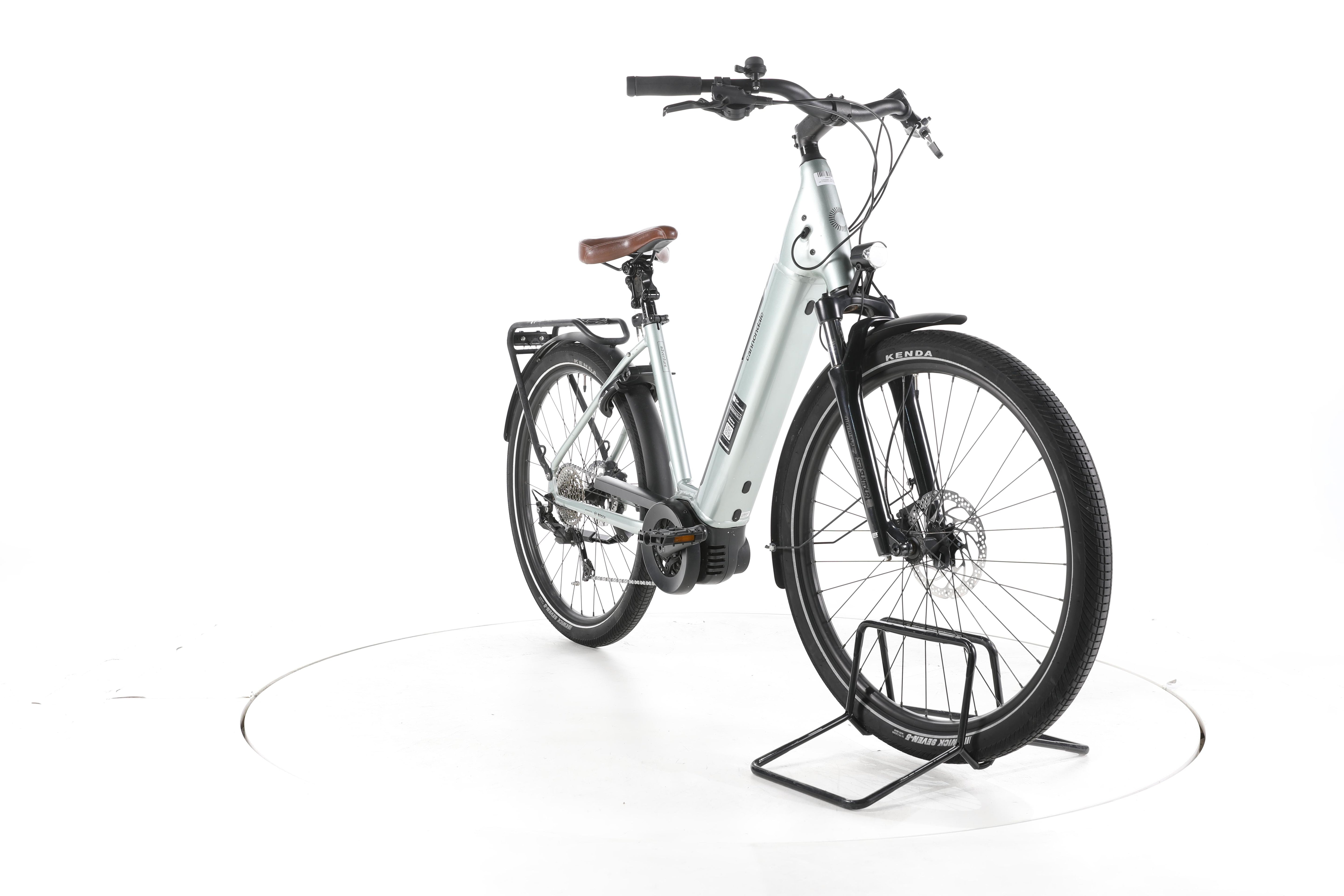 Cannondale 650 U Adventure Neo 2 EQ Trekking E-Bike Tiefeinsteiger - Image 3