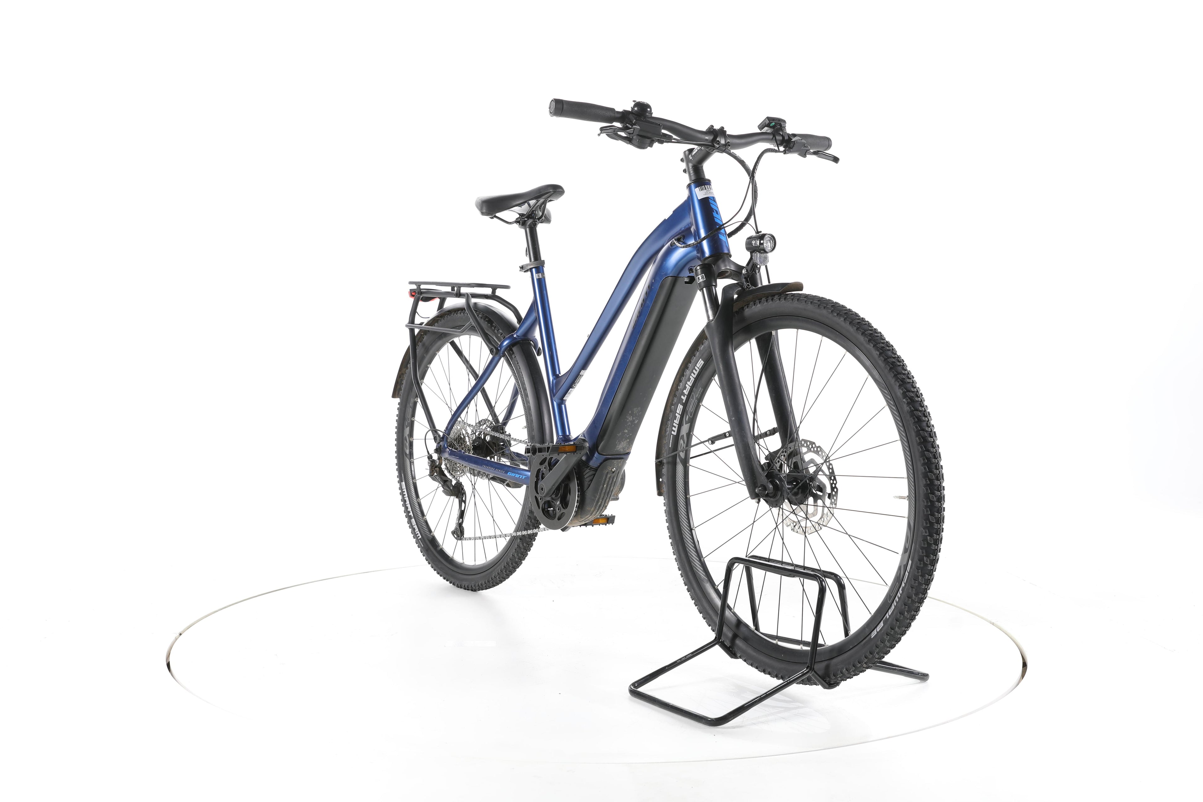 Giant Explore E+2 STA Trekking E-Bike - Image 3