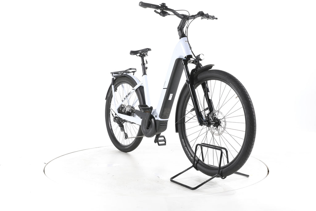 Cube Kathmandu Hybrid ONE Trekking E-Bike Tiefeinsteiger 2025 - Image 3