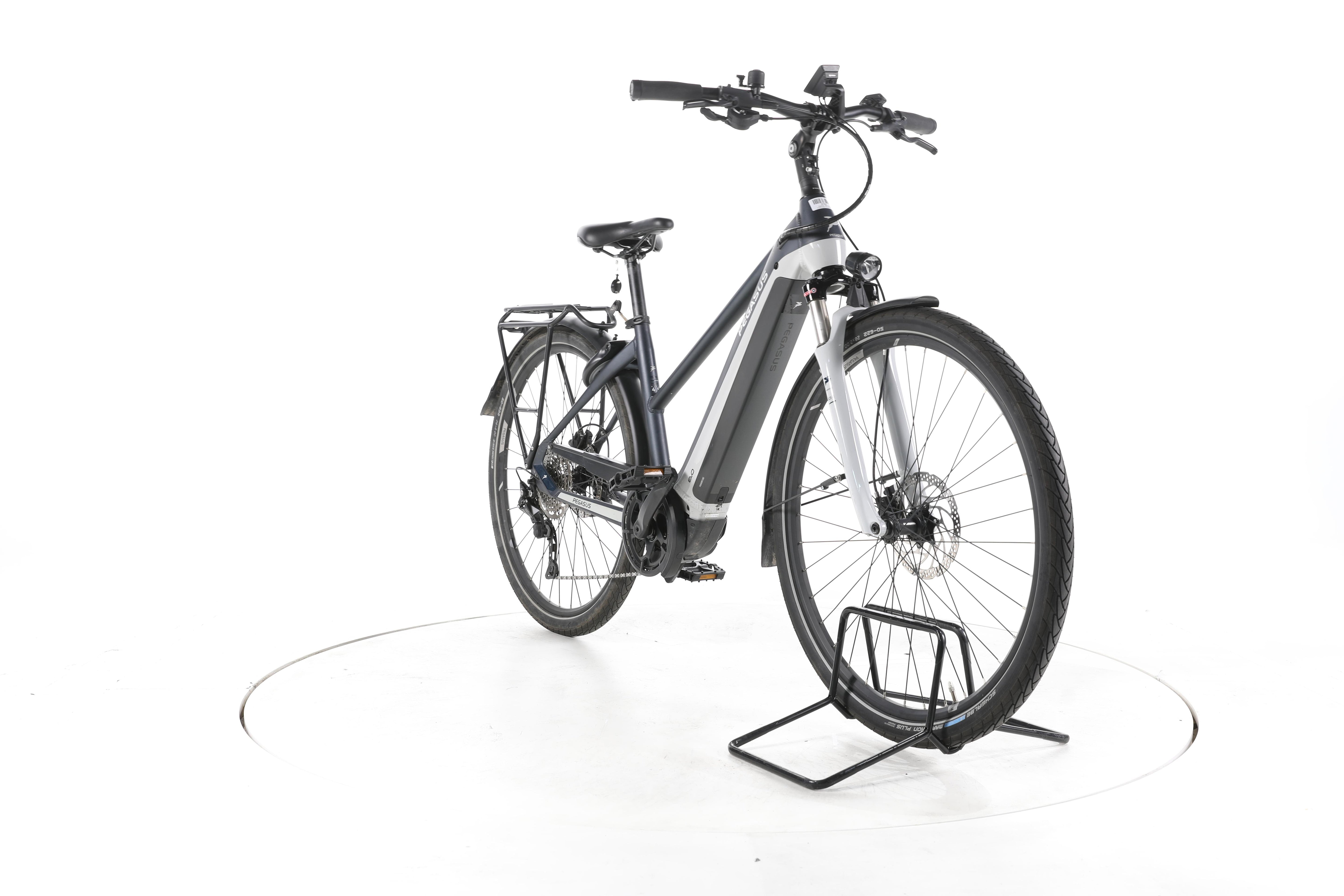 Pegasus Premio EVO 10 Lite Trekking E-Bike - Image 3