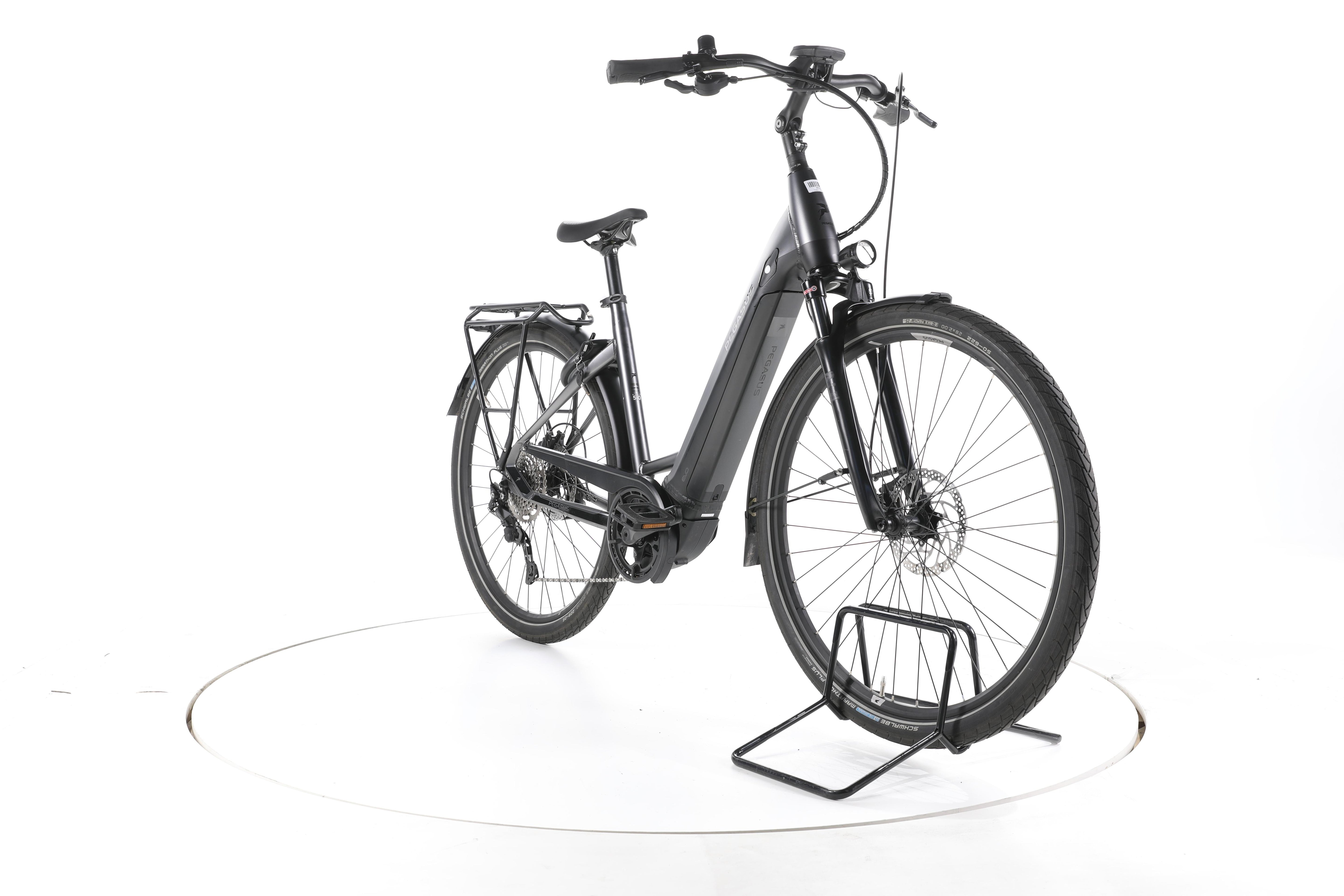 Pegasus Premio EVO 10 Lite Trekking E-Bike Tiefeinsteiger - Image 3