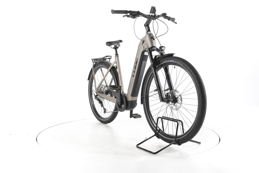 Cube Kathmandu Hybrid Pro Trekking E-Bike Tiefeinsteiger - Image 3