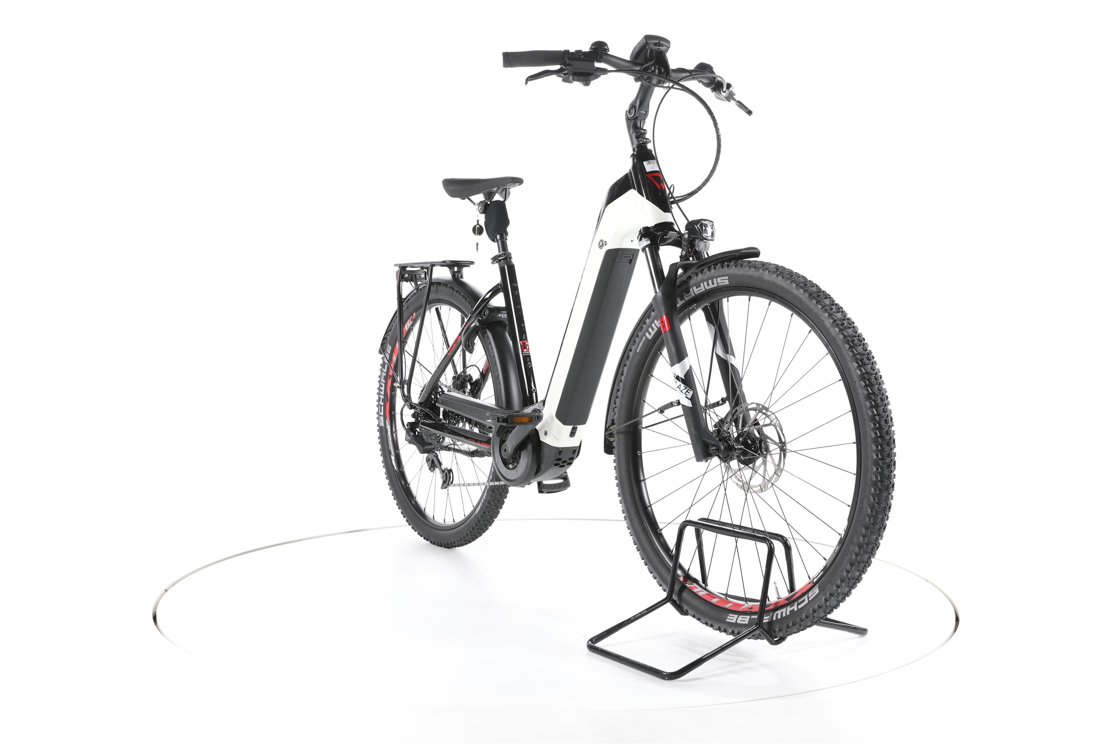 Conway Cairon T 3.0 Trekking E-Bike Tiefeinsteiger - Image 3