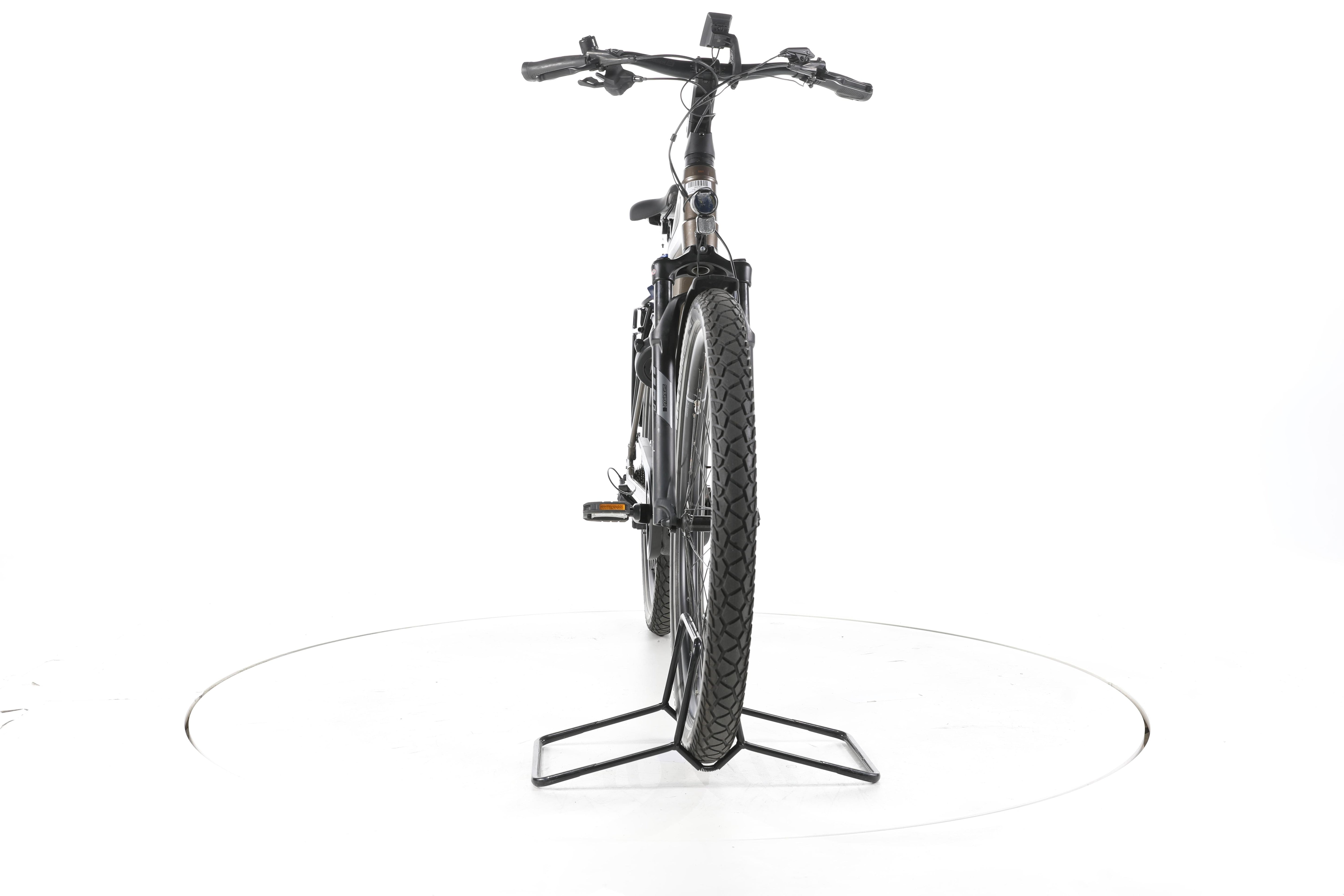 KTM Macina Gran 710 Trekking E-Bike - Image 4