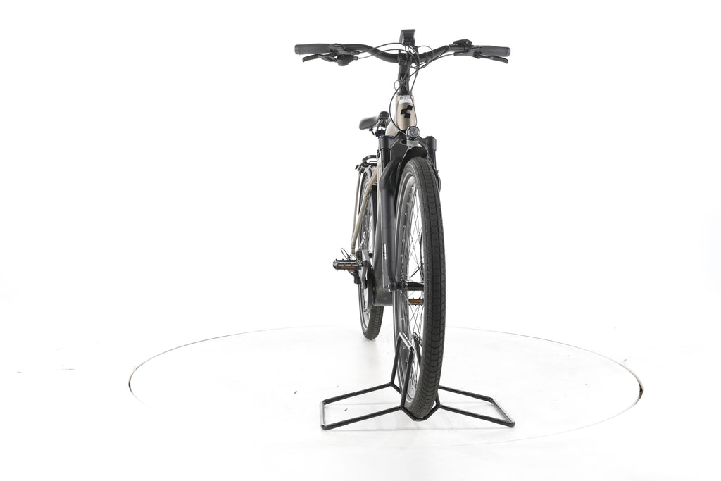 Cube Kathmandu Hybrid Pro Trekking E-Bike - Image 4
