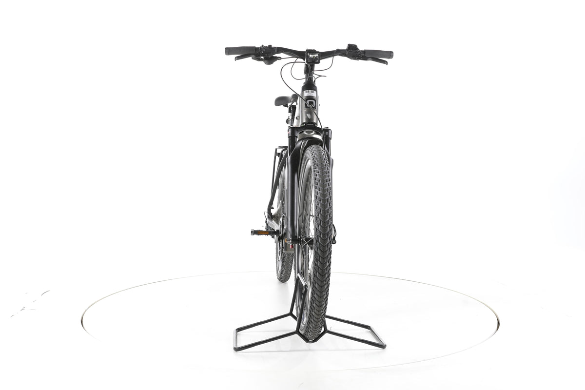 QWIC Atlas Dusty Trekking E-Bike - Image 4