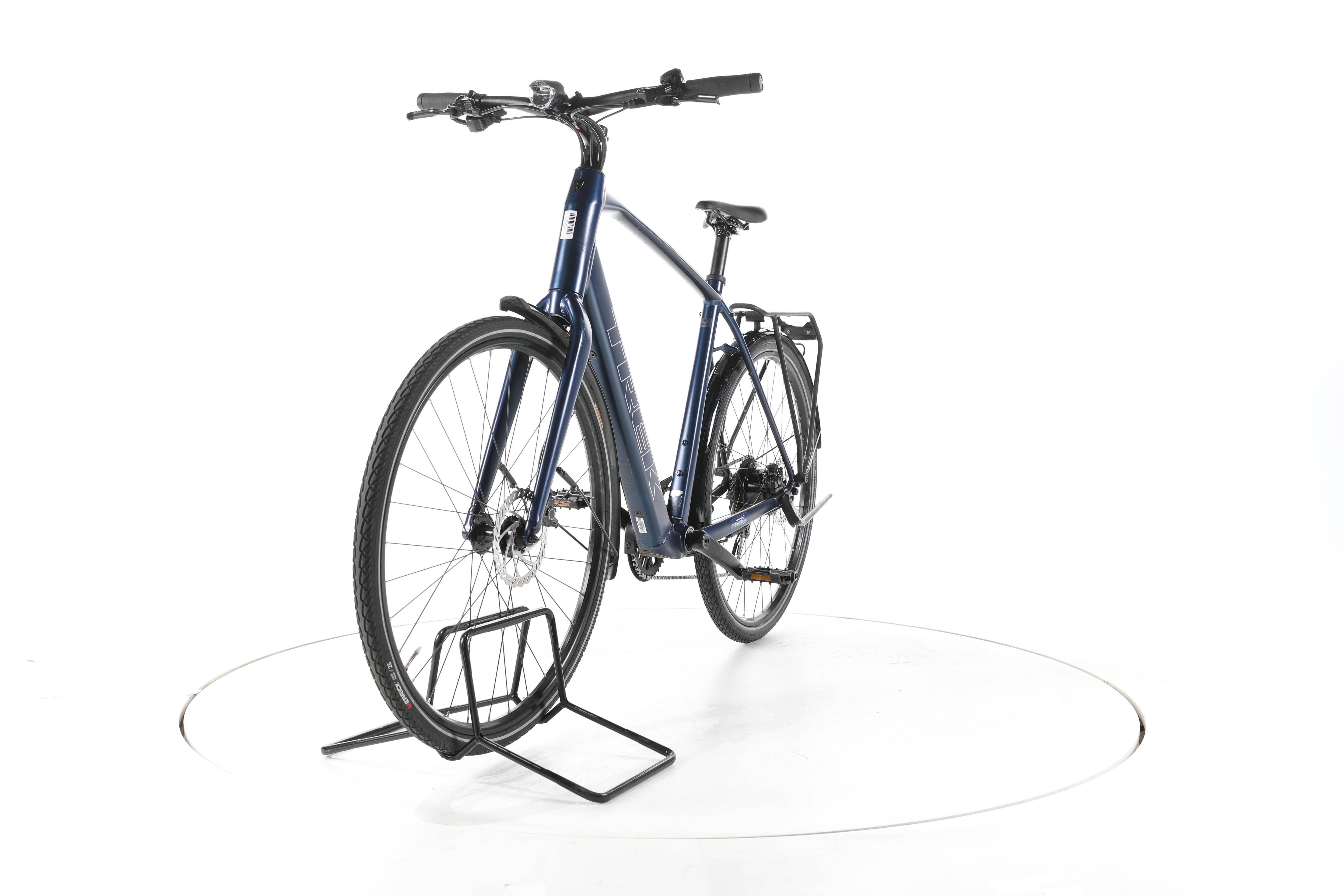Trek FX+ 2 Trekking E-Bike - Image 5