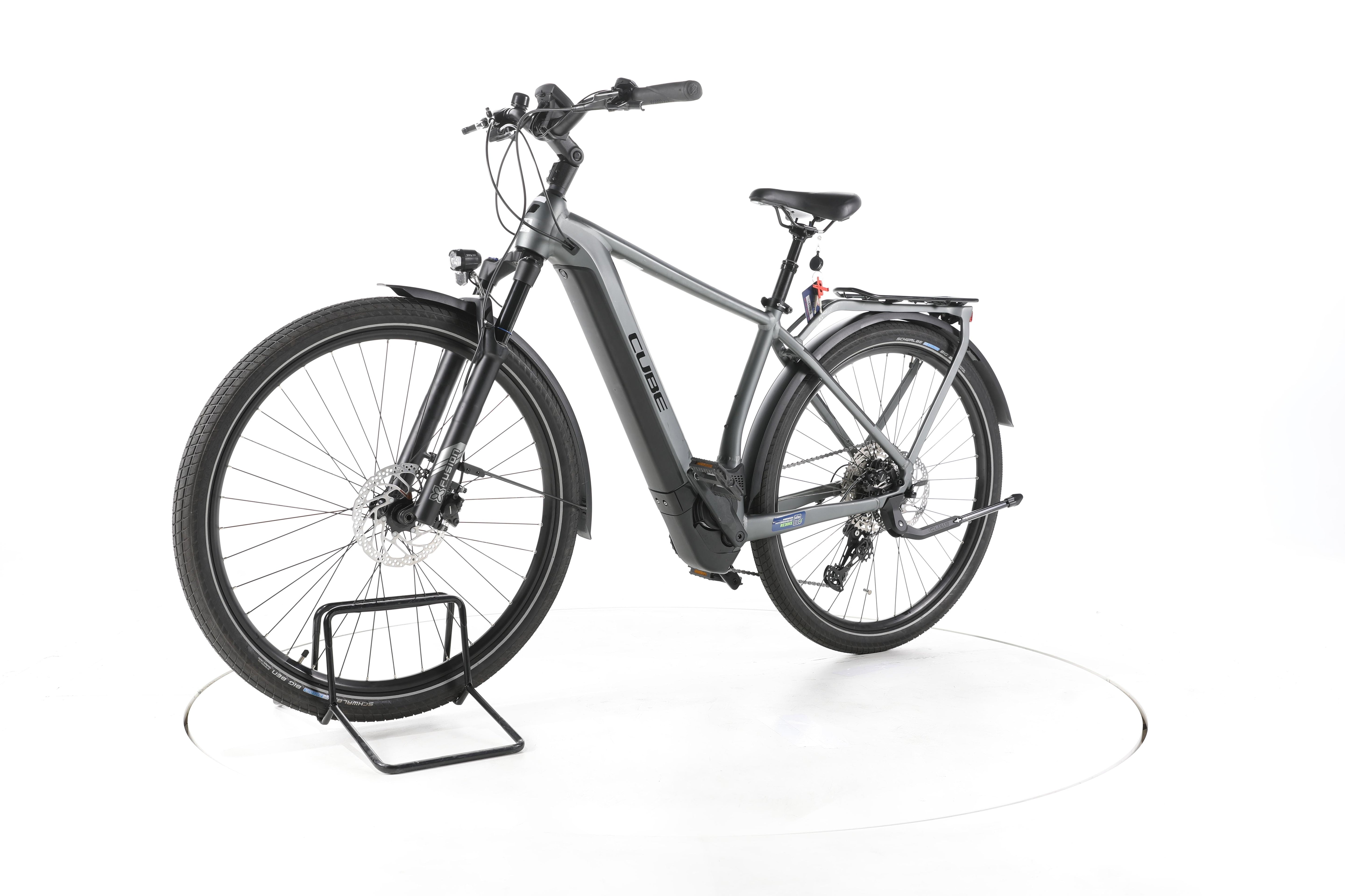Cube Kathmandu Hybrid Pro Trekking E-Bike - Image 6