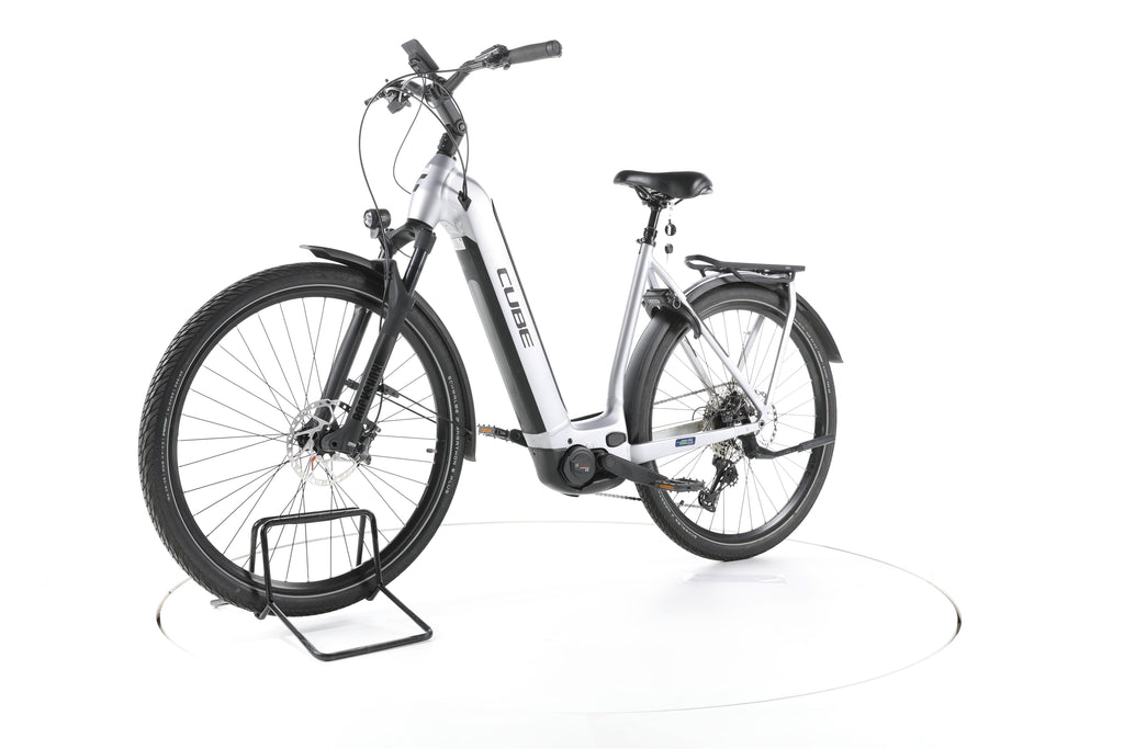 Cube Kathmandu Hybrid SLX Trekking E-Bike Tiefeinsteiger 2024 - Image 6