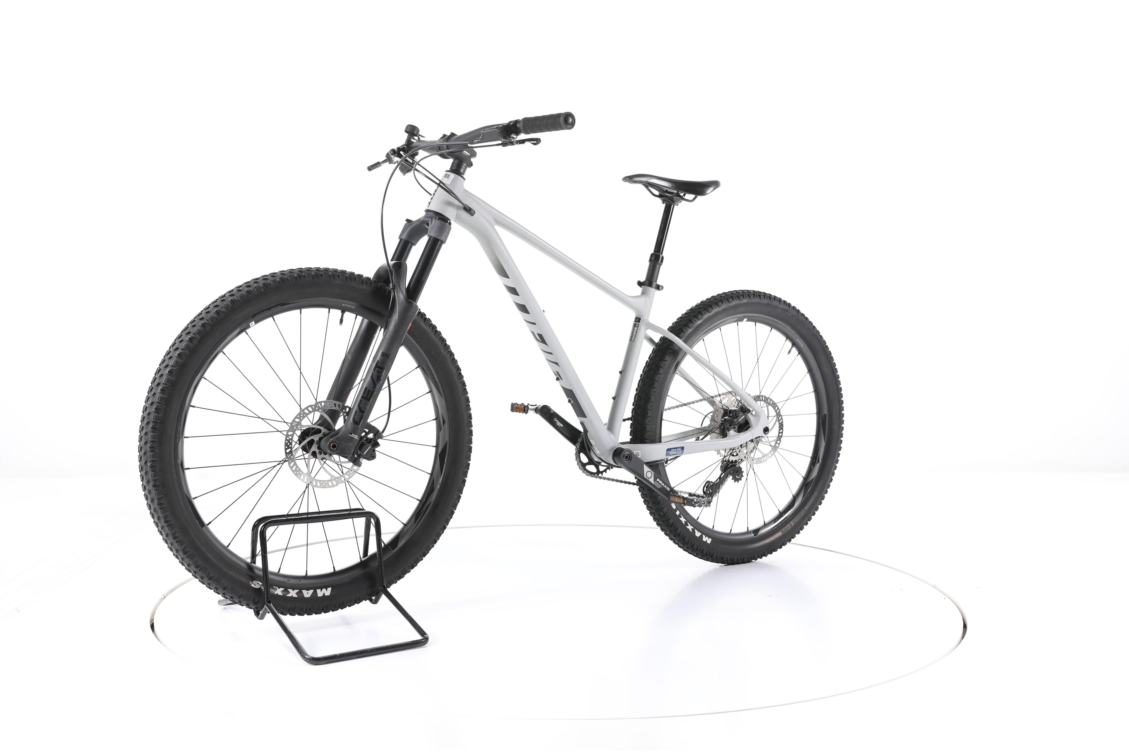 Giant Fathom 2 - Image 6