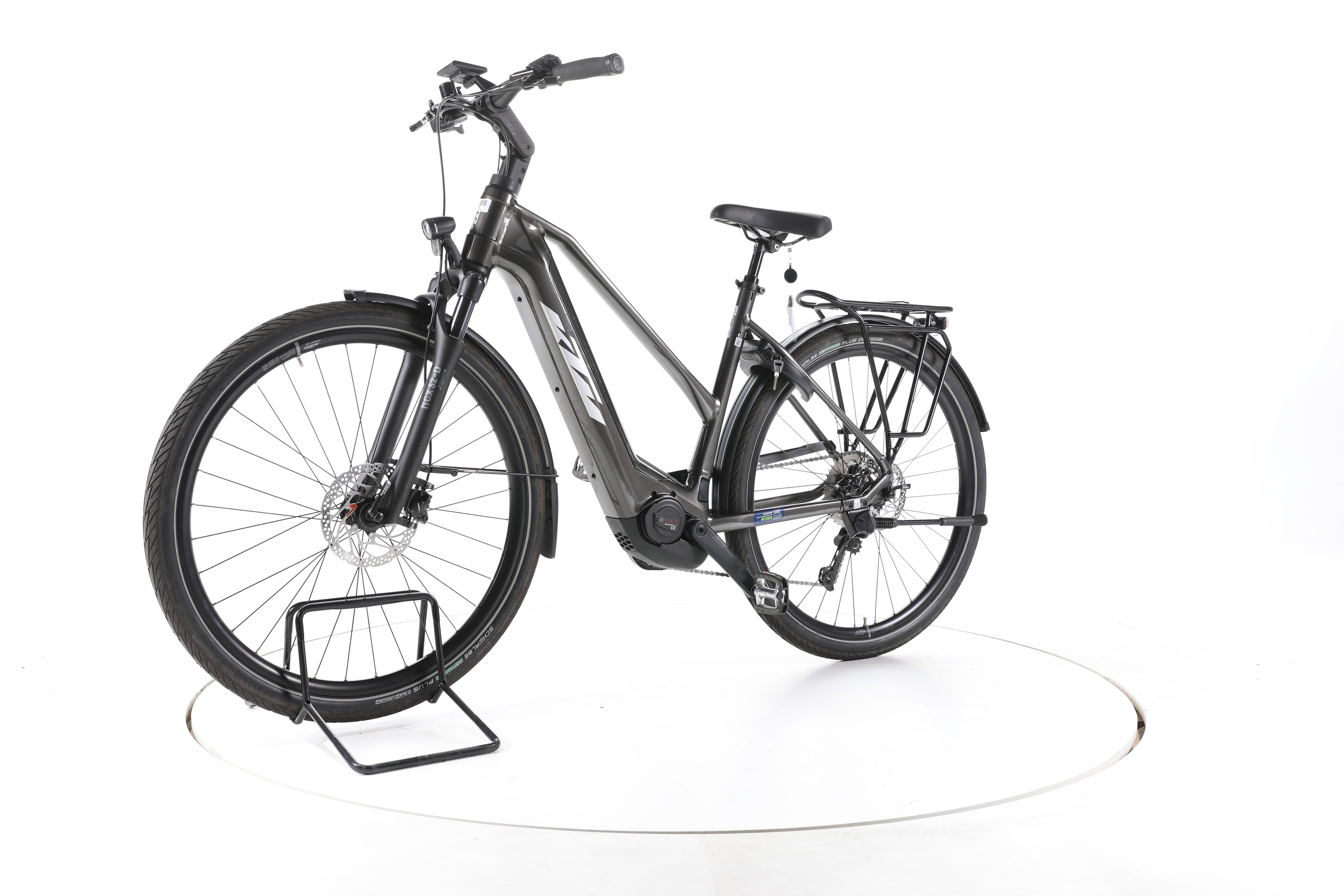 KTM Macina Style 740 Trekking E-Bike - Image 6