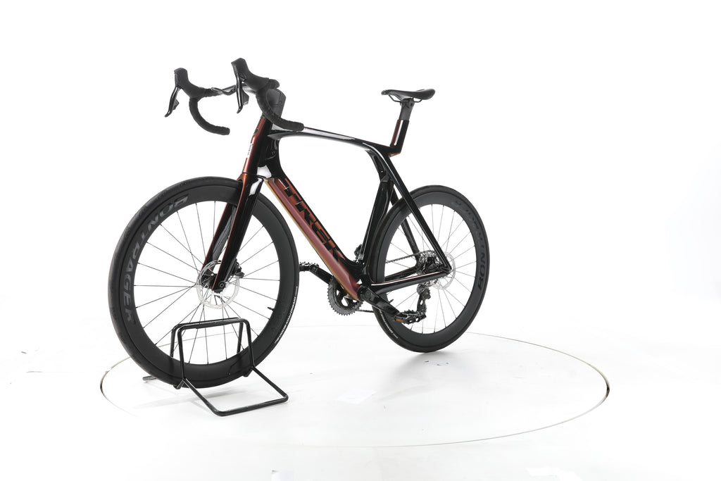 Trek Madone SLR 6 AXS Gen 7 - Image 6