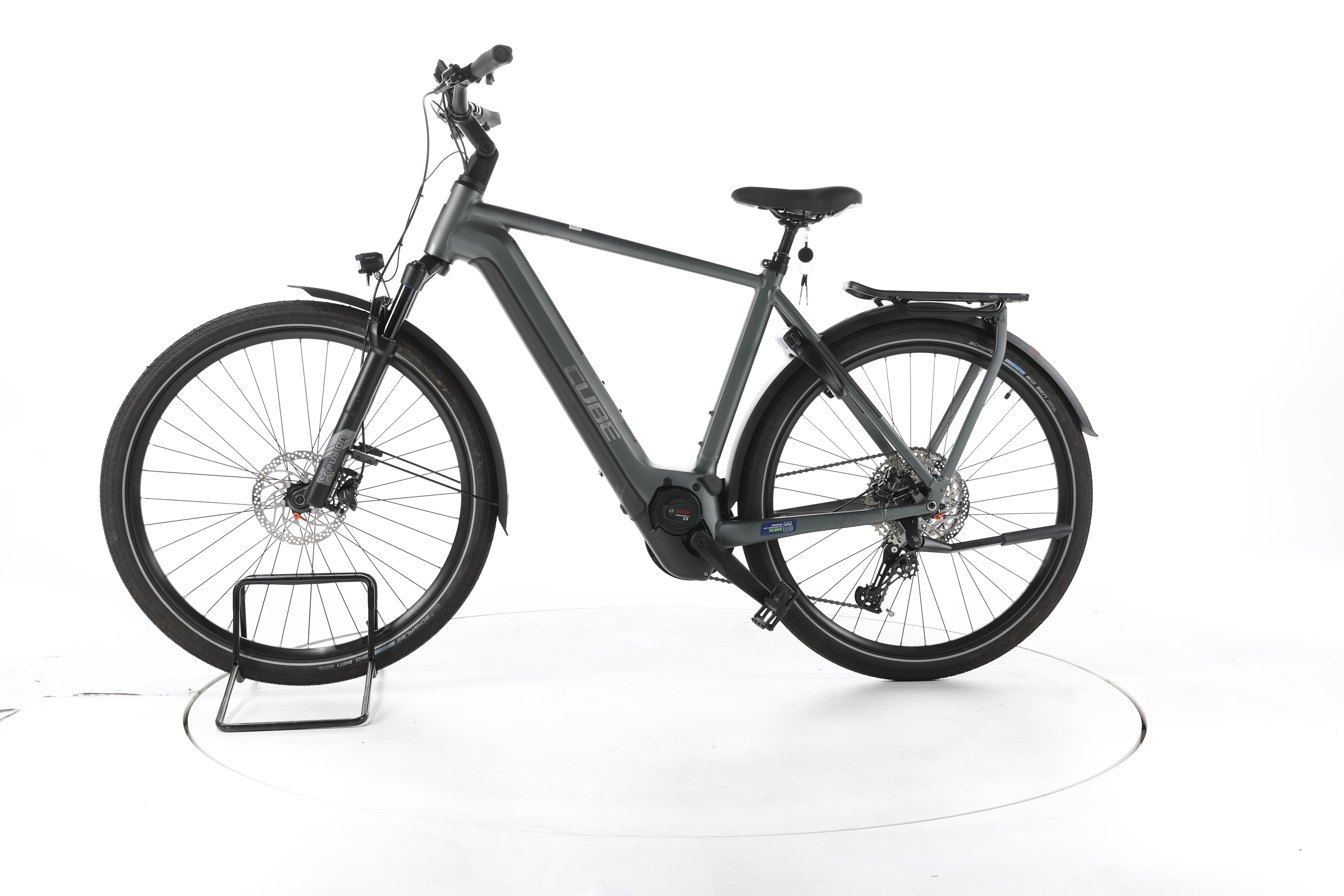 Cube Kathmandu Hybrid Pro Trekking E-Bike - Image 7