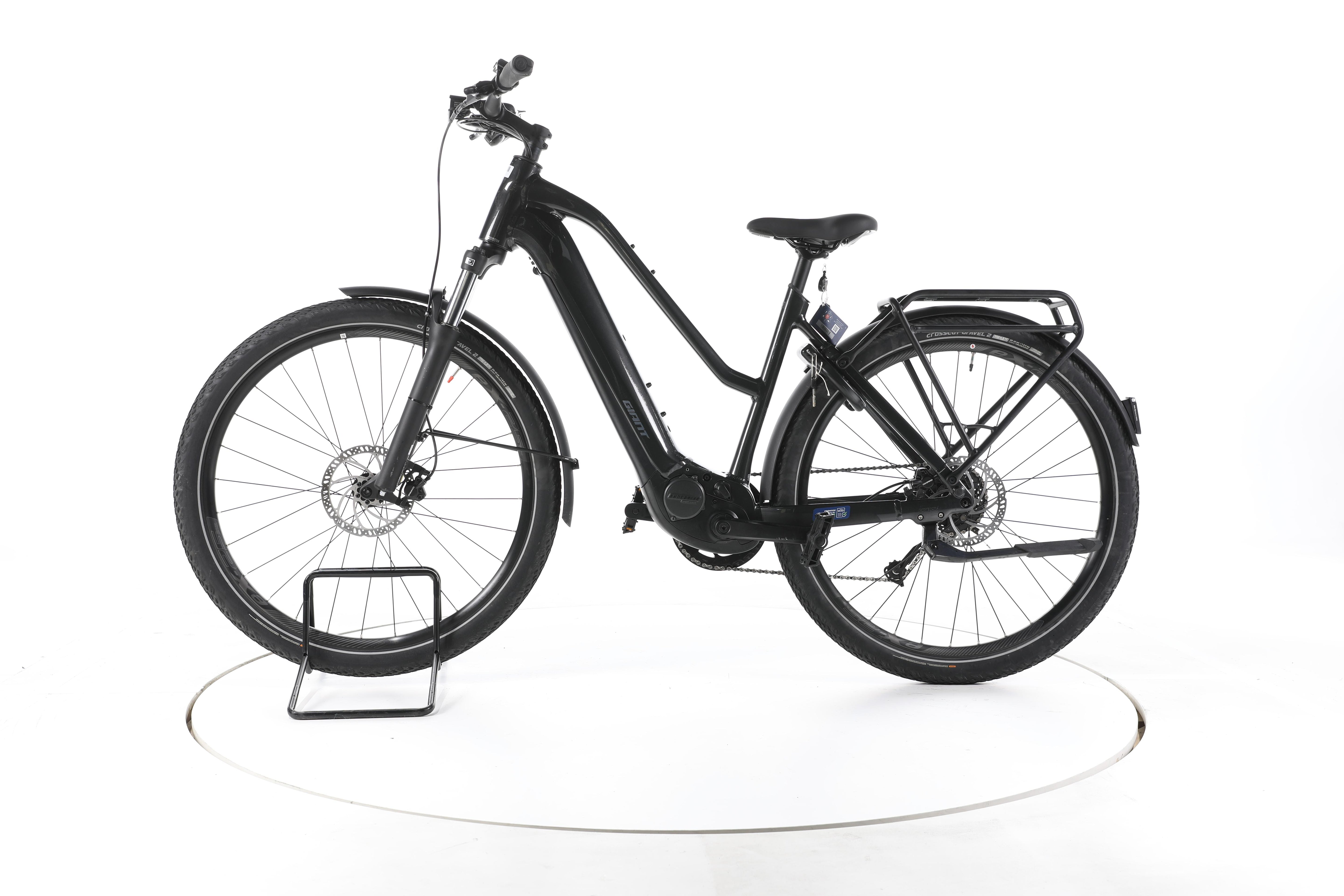 Giant Explore E+ 2 Trekking E-Bike - Image 7