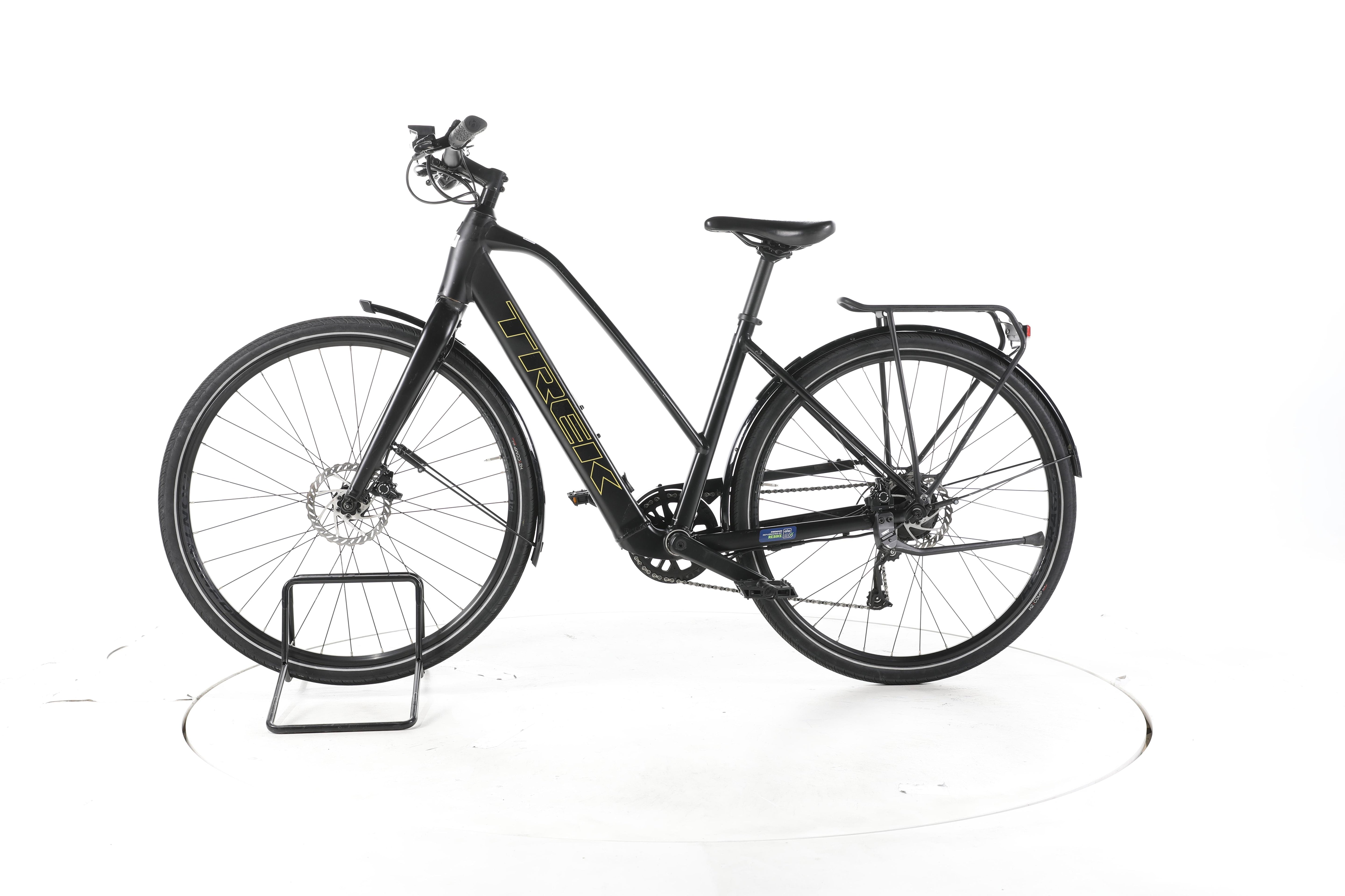 Trek FX+ 2 Stagger Trekking E-Bike - Image 7
