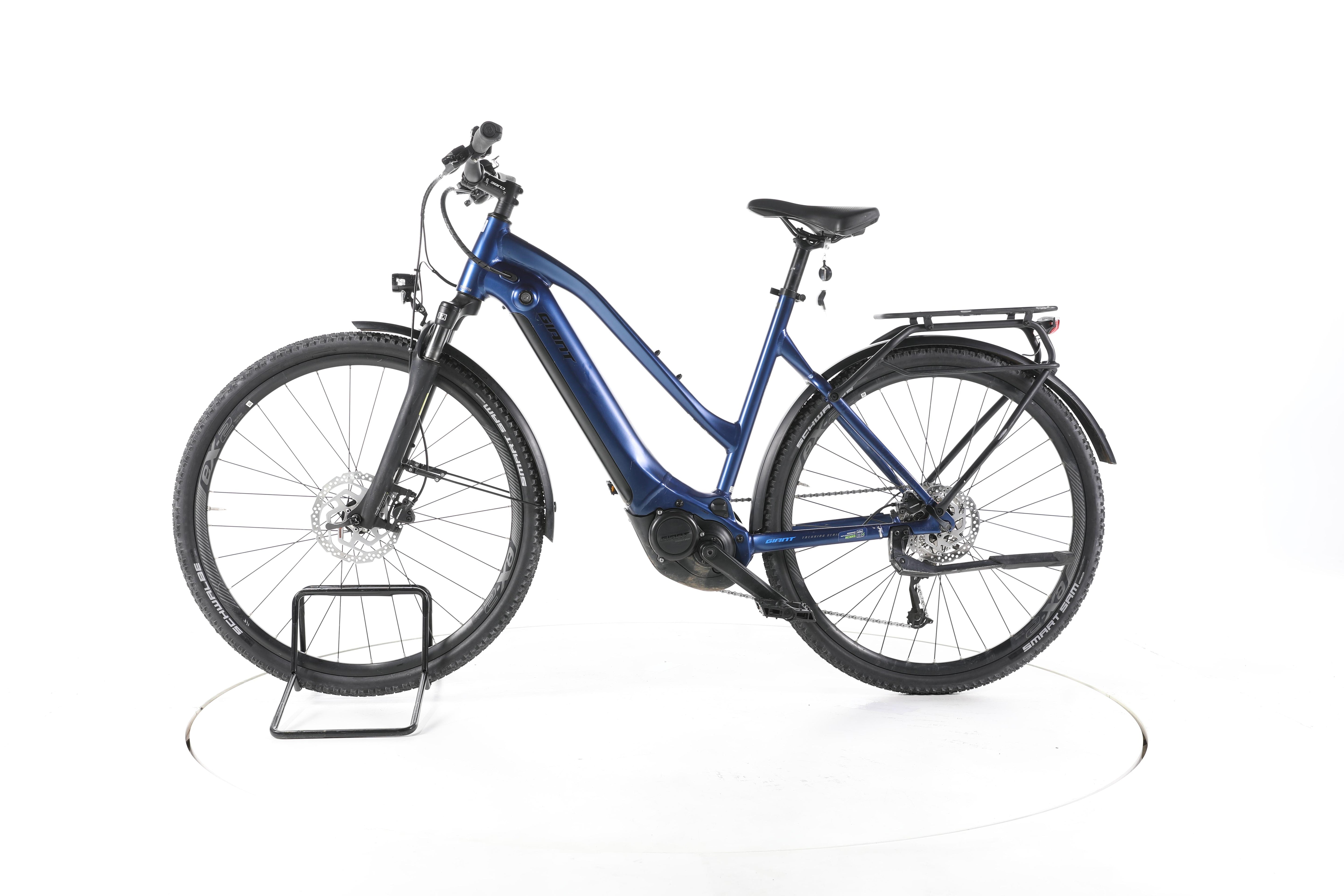 Giant Explore E+2 STA Trekking E-Bike - Image 7