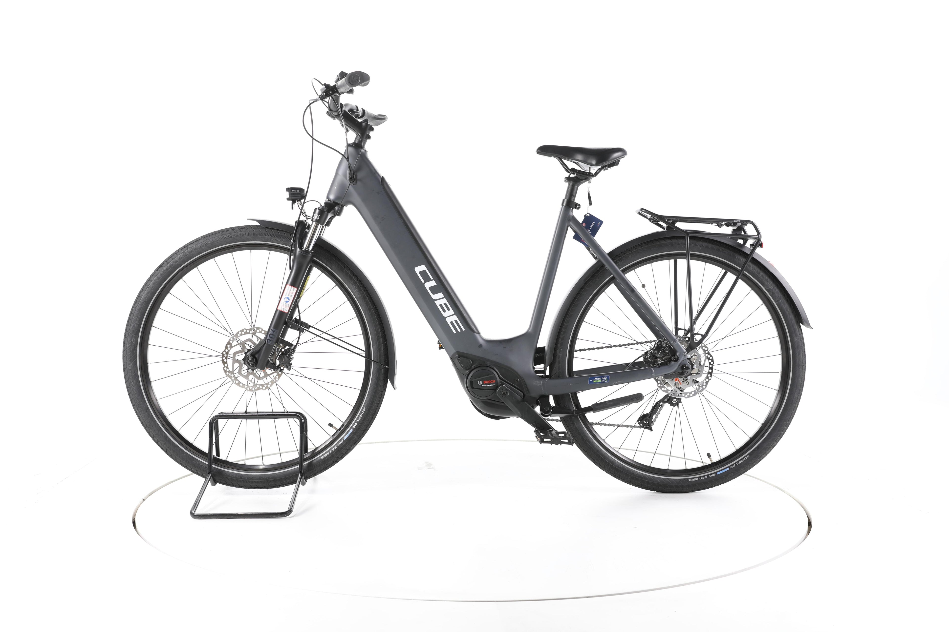 Cube Touring Hybrid ONE Trekking E-Bike Tiefeinsteiger 2023 - Image 7