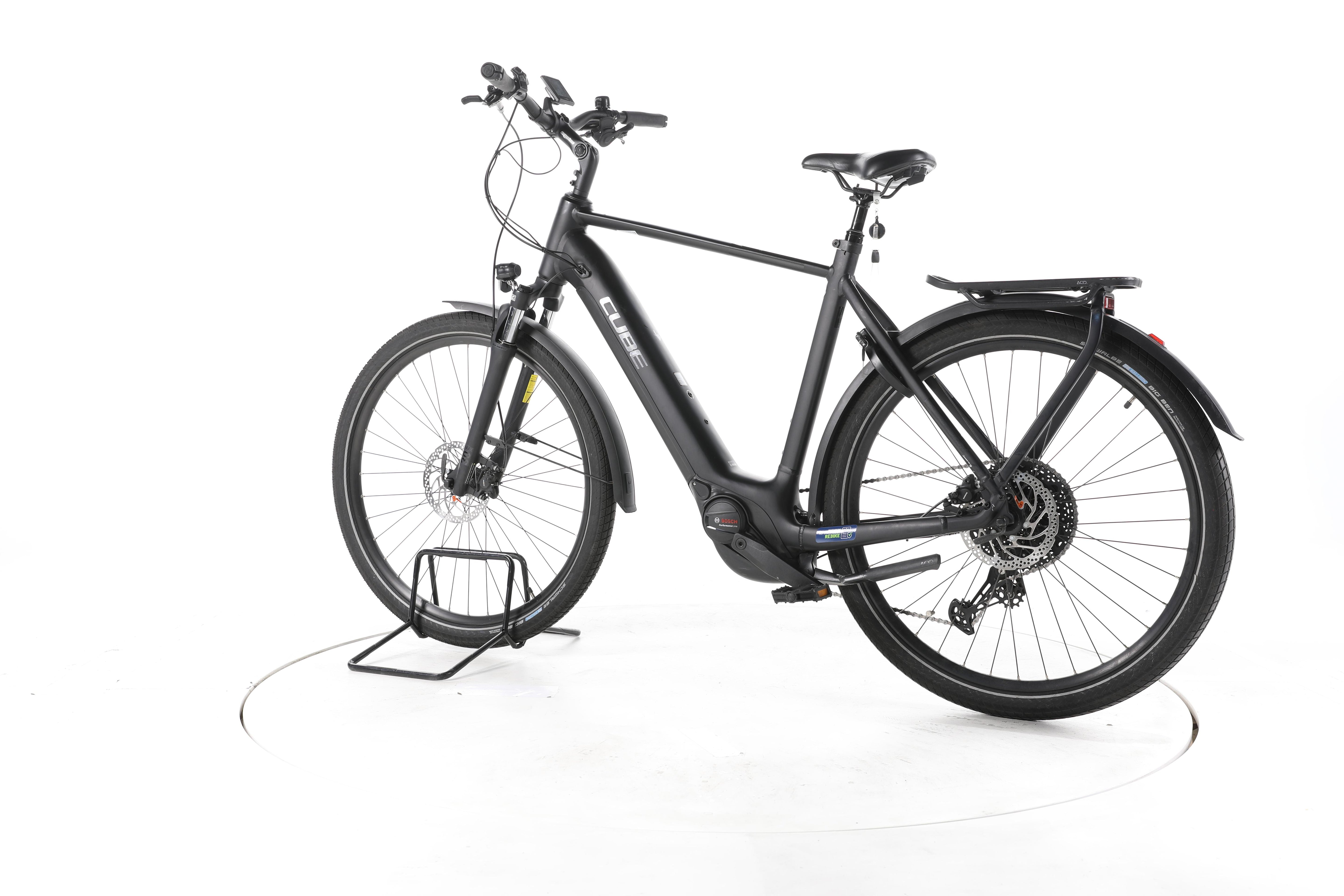 Cube Touring Hybrid Pro Trekking E-Bike - Image 8