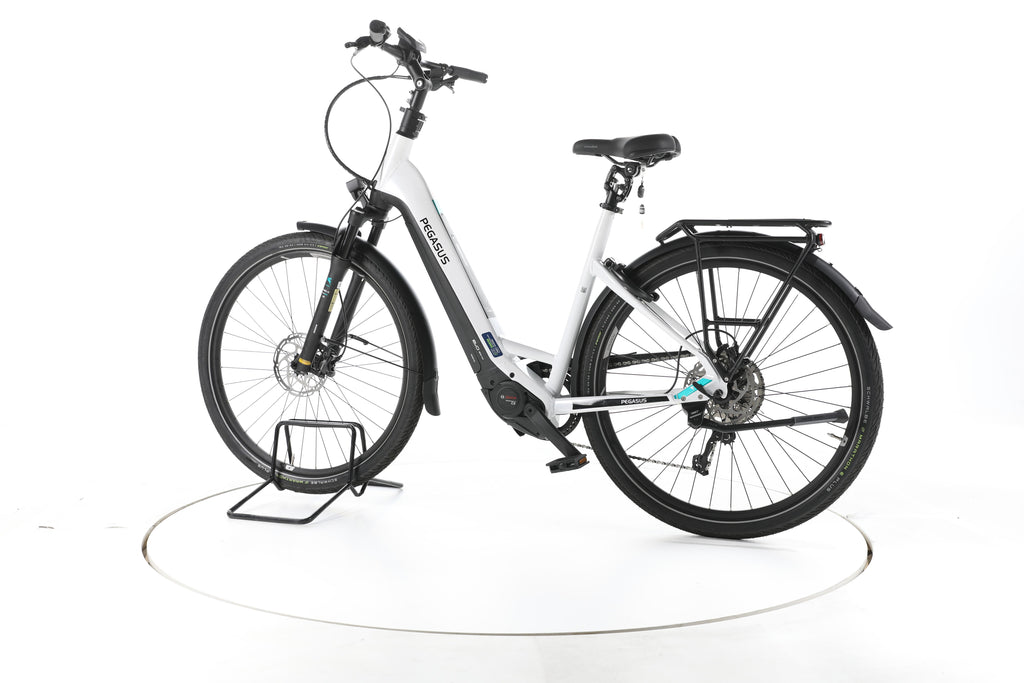 Pegasus Premio Evo Lite Comfort Trekking E-Bike Tiefeinsteiger - Image 8