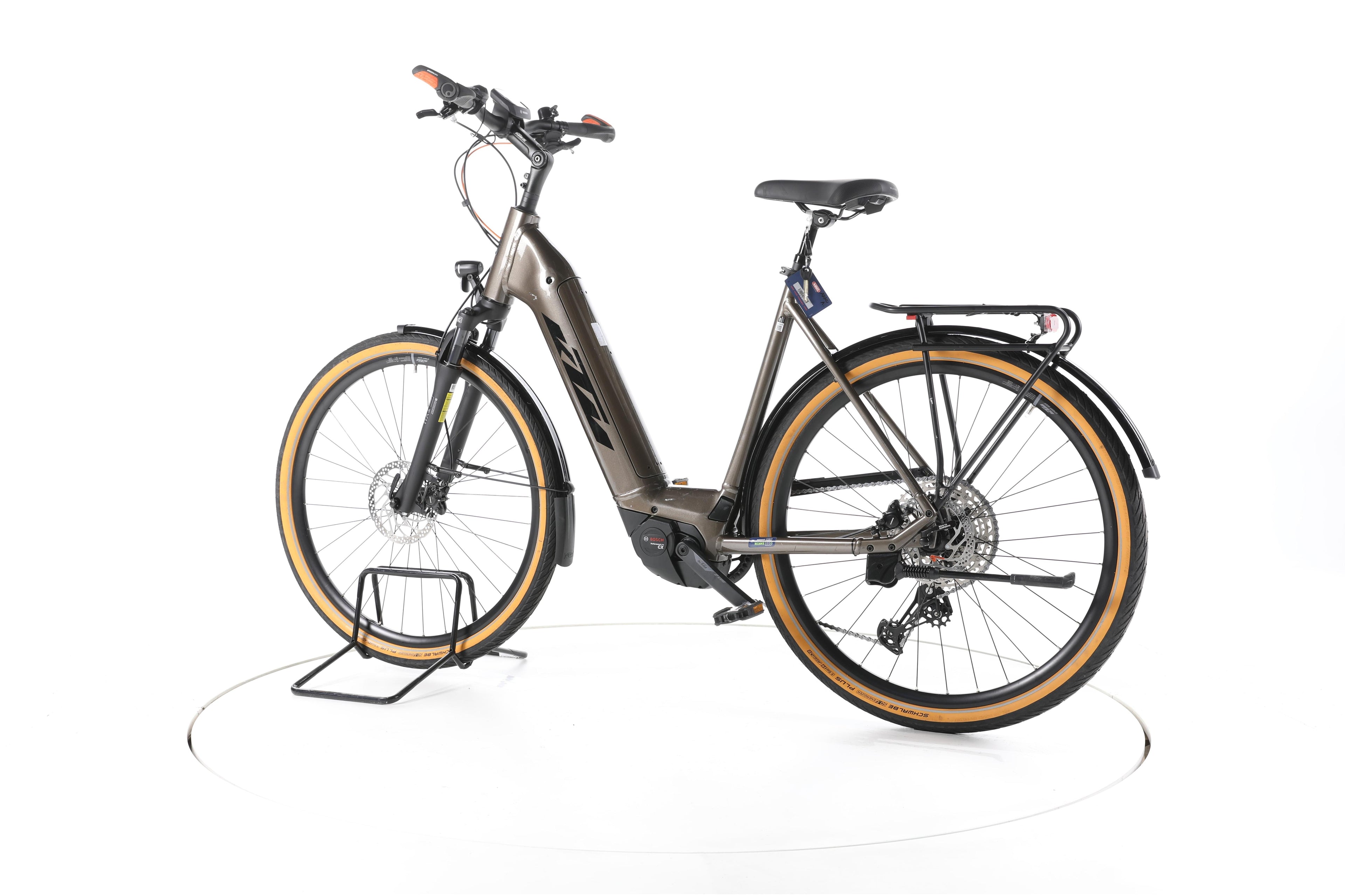 KTM Macina Ultimate Pro Trekking E-Bike Tiefeinsteiger - Image 8