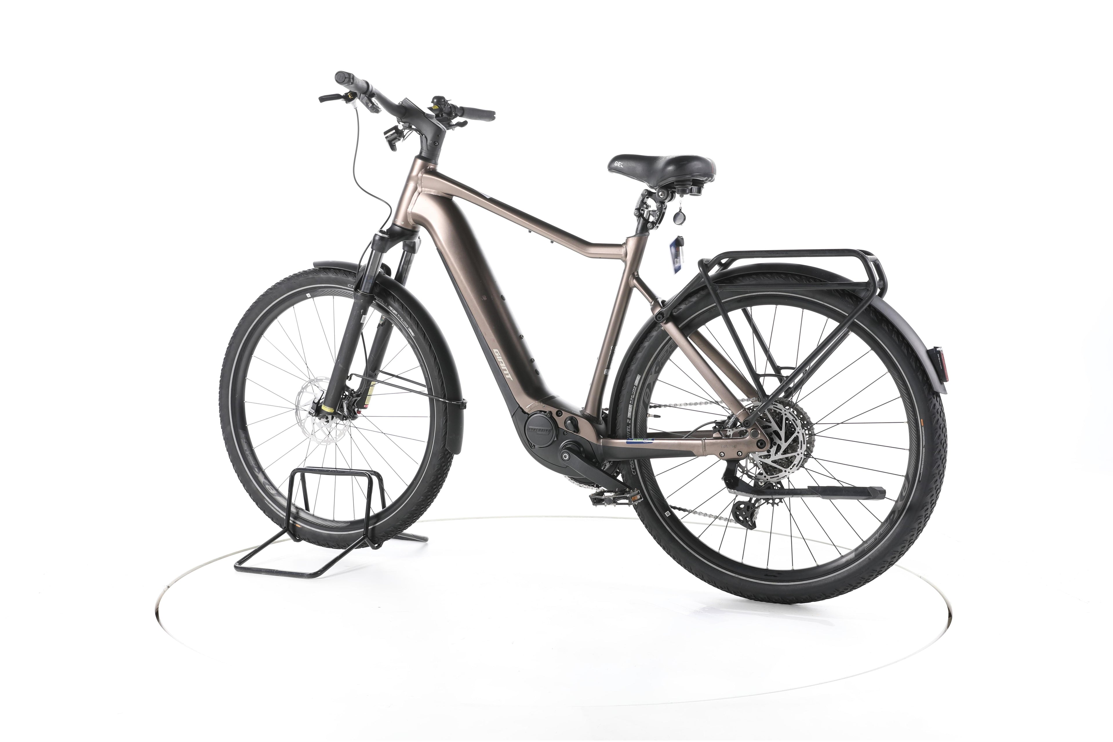 Giant Explore E+ Pro 1 Trekking E-Bike - Image 8