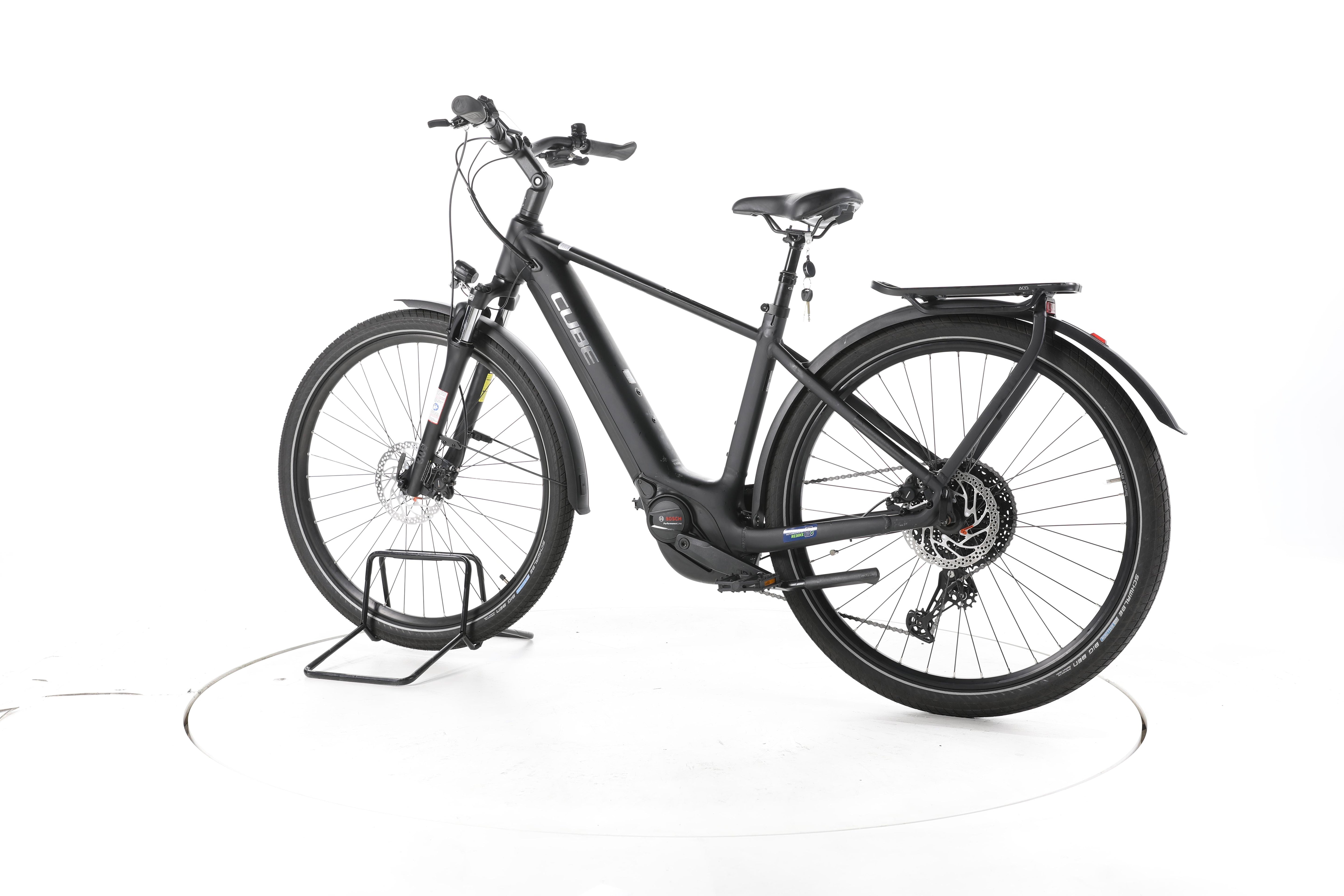 Cube Touring Hybrid Pro Trekking E-Bike - Image 8