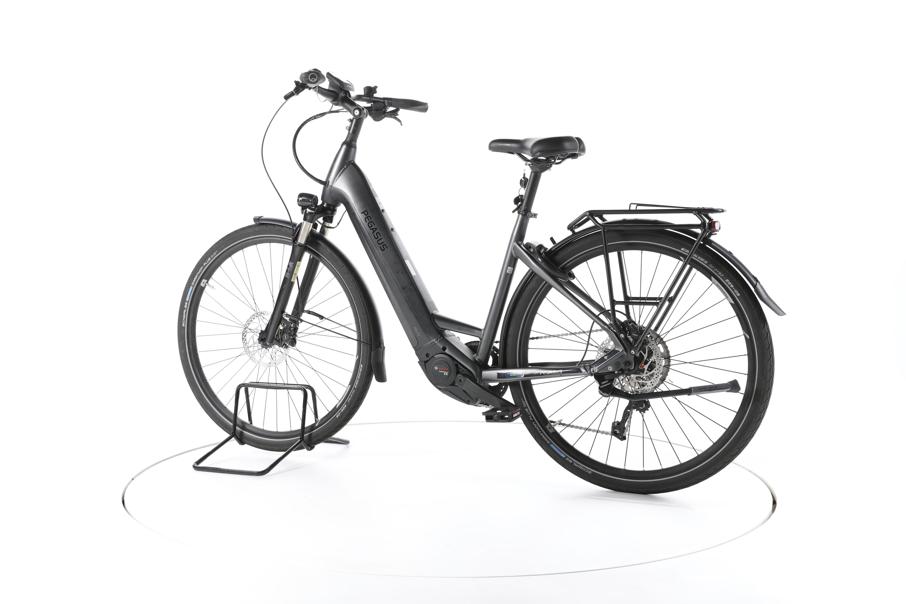 Pegasus Premio EVO 10 Lite Trekking E-Bike Tiefeinsteiger - Image 8