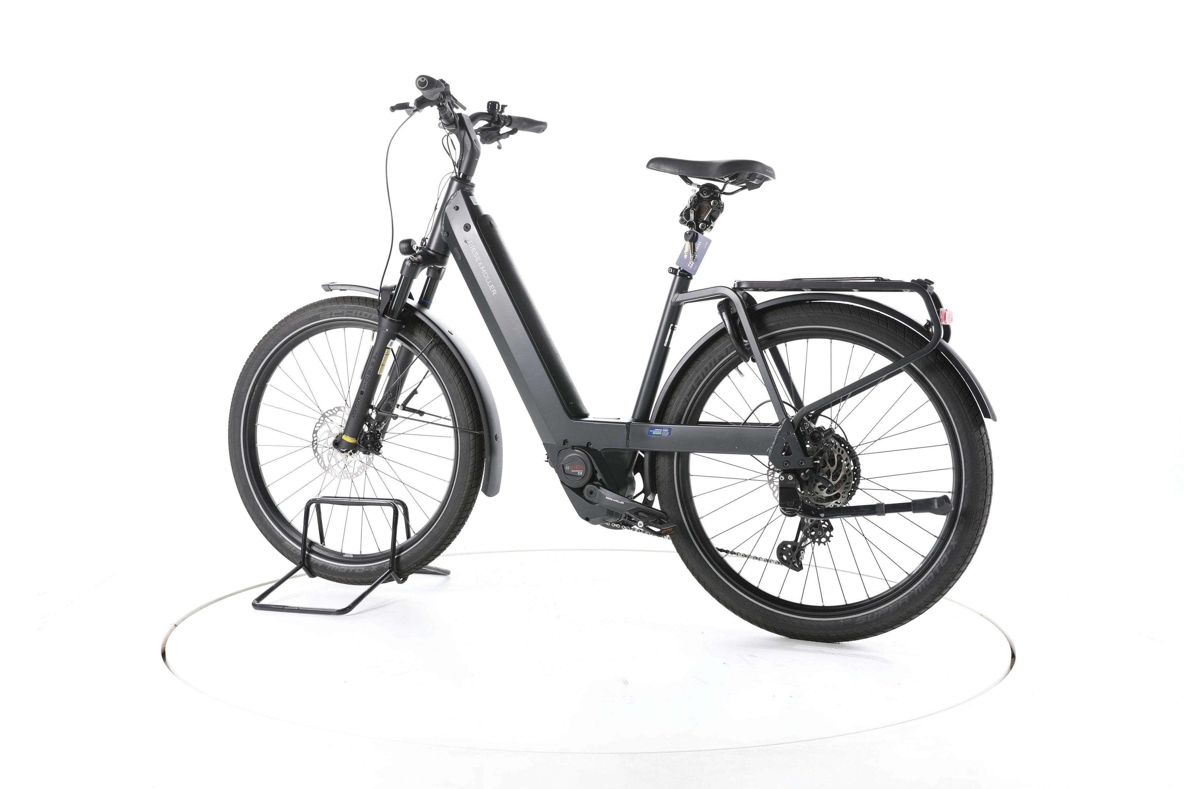 Riese & Müller NEVO4 GT Touring Trekking E-Bike Tiefeinsteiger - Image 8