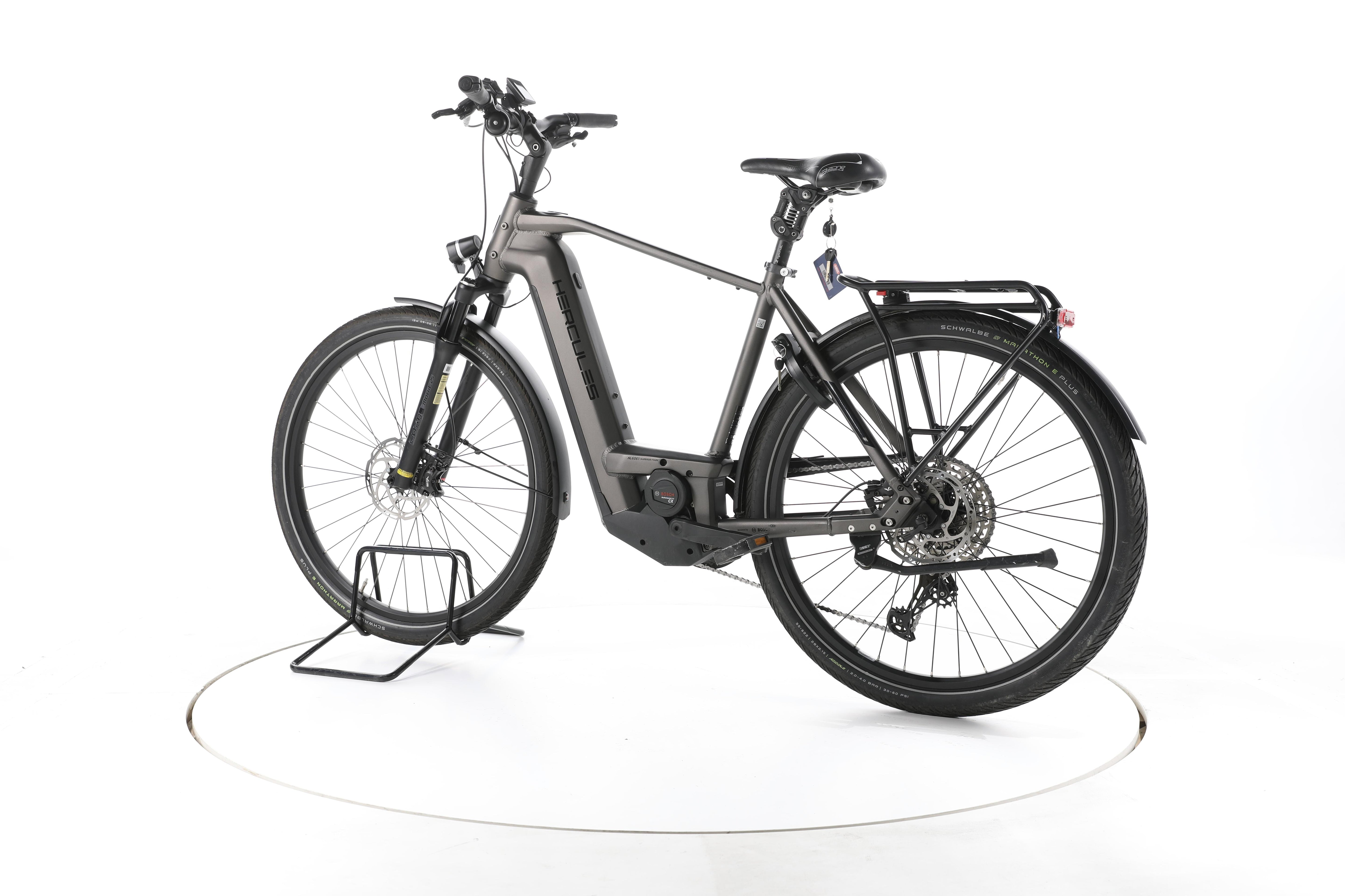Hercules Futura Max I-F5 Trekking E-Bike - Image 8