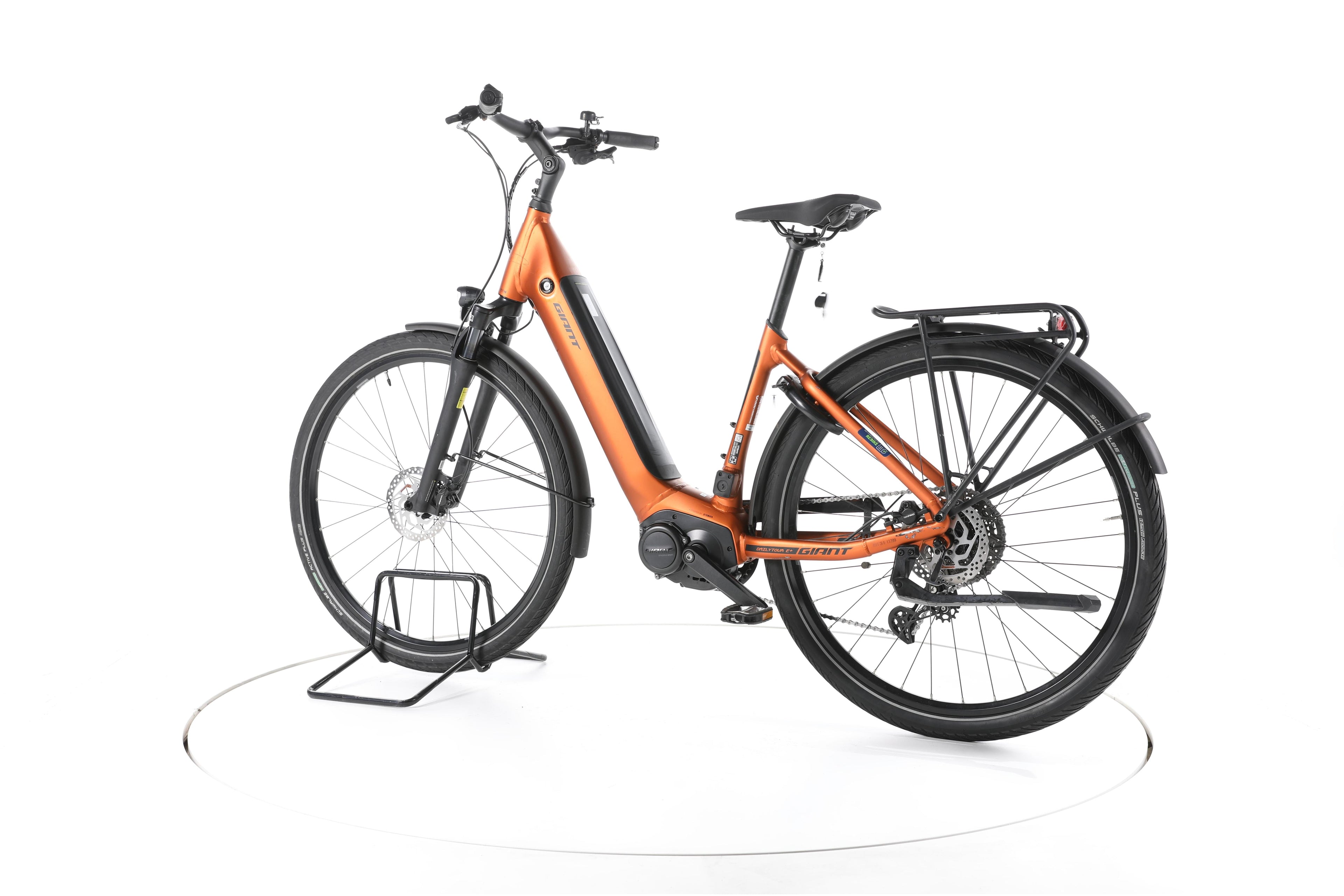 Giant DailyTour E+ 2 D Trekking E-Bike Tiefeinsteiger - Image 8