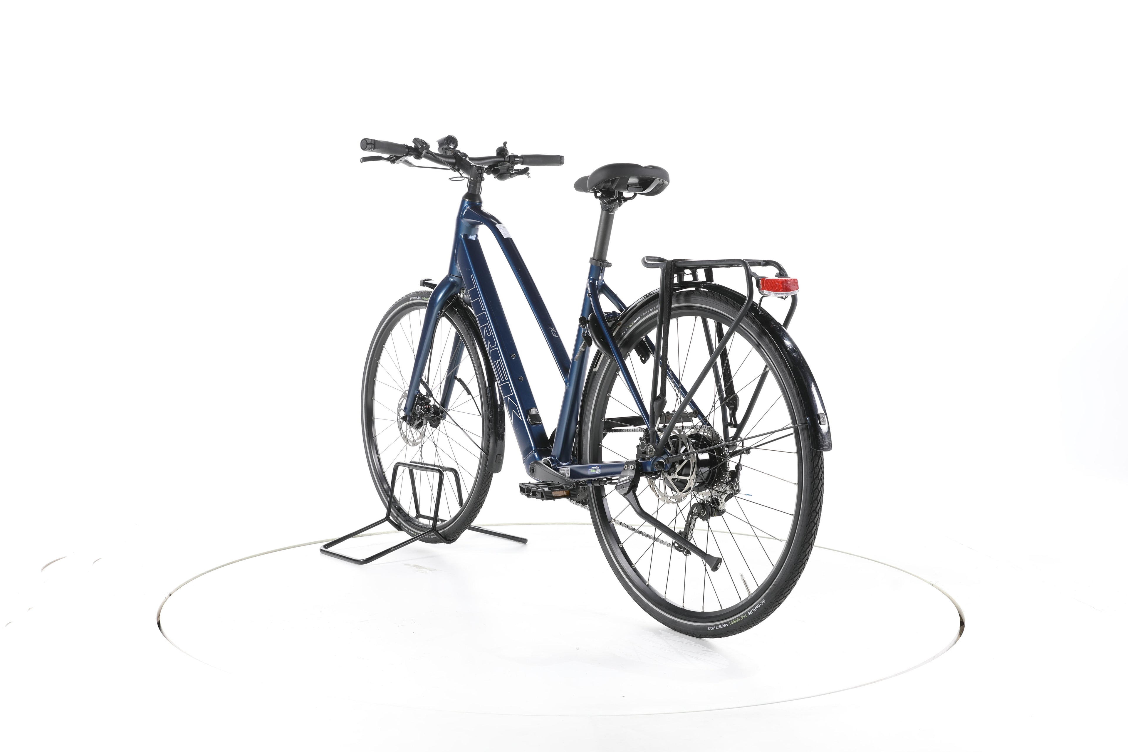 Trek Fx+ 2 Stagger Trekking E-Bike - Image 9