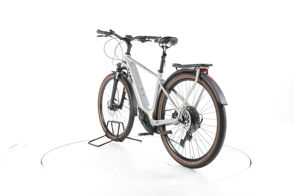 Cube Touring Hybrid Pro Trekking E-Bike 2024 - Image 9