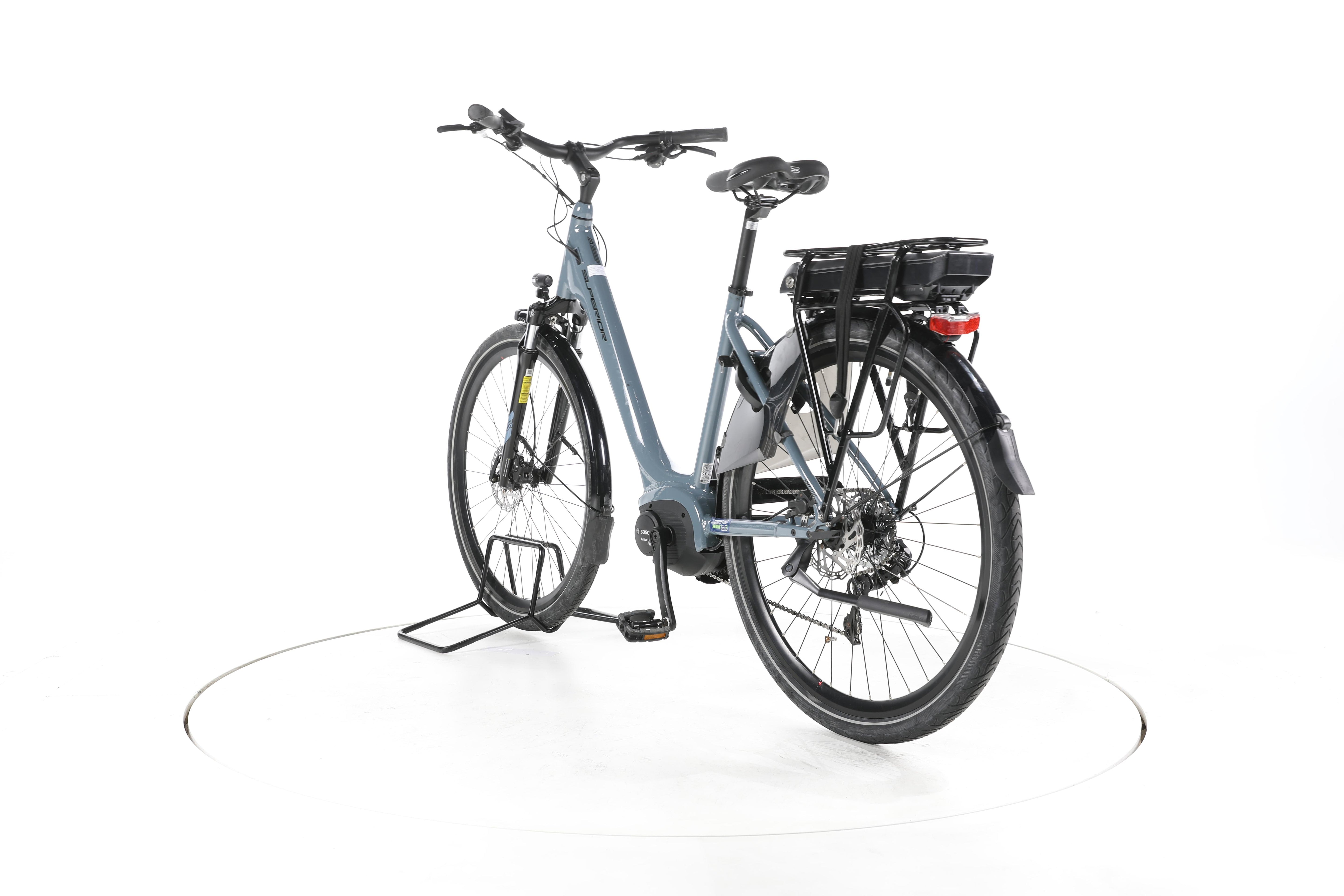 Superior SBT 300 Trekking E-Bike Tiefeinsteiger - Image 9