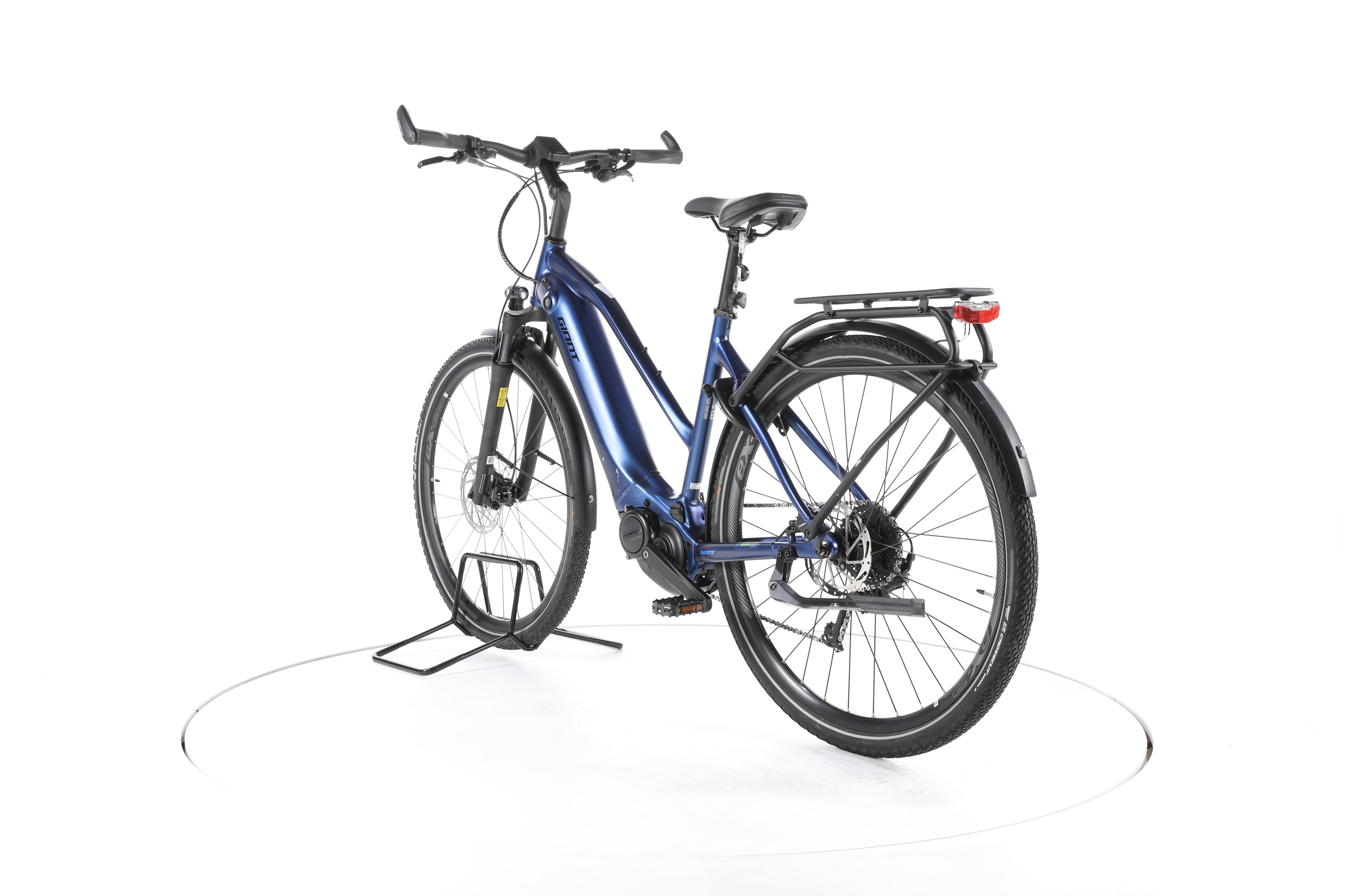 Giant Explore E+ 2 STA Trekking E-Bike - Image 9