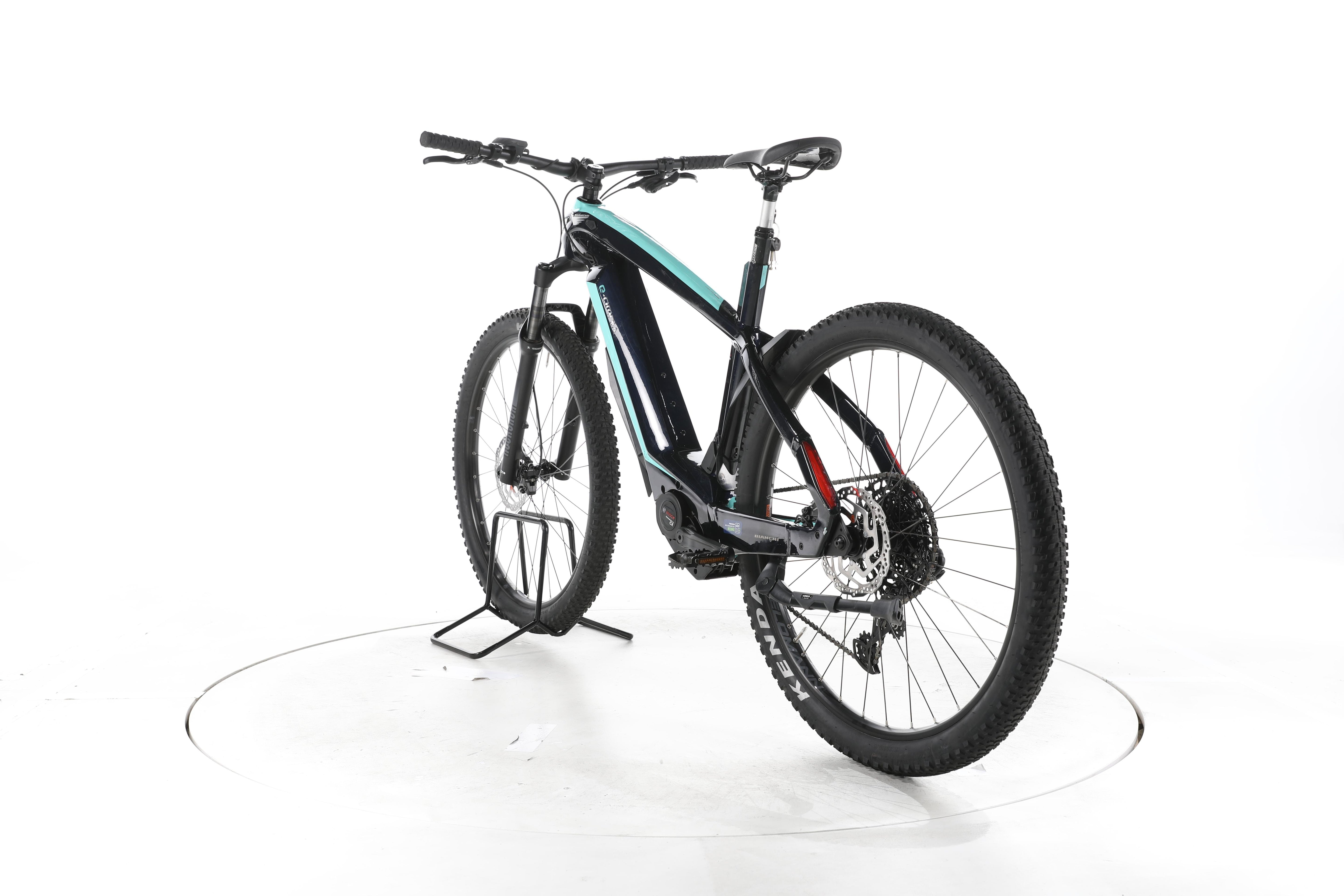 Bianchi E Omnia x type E-Bike - Image 9