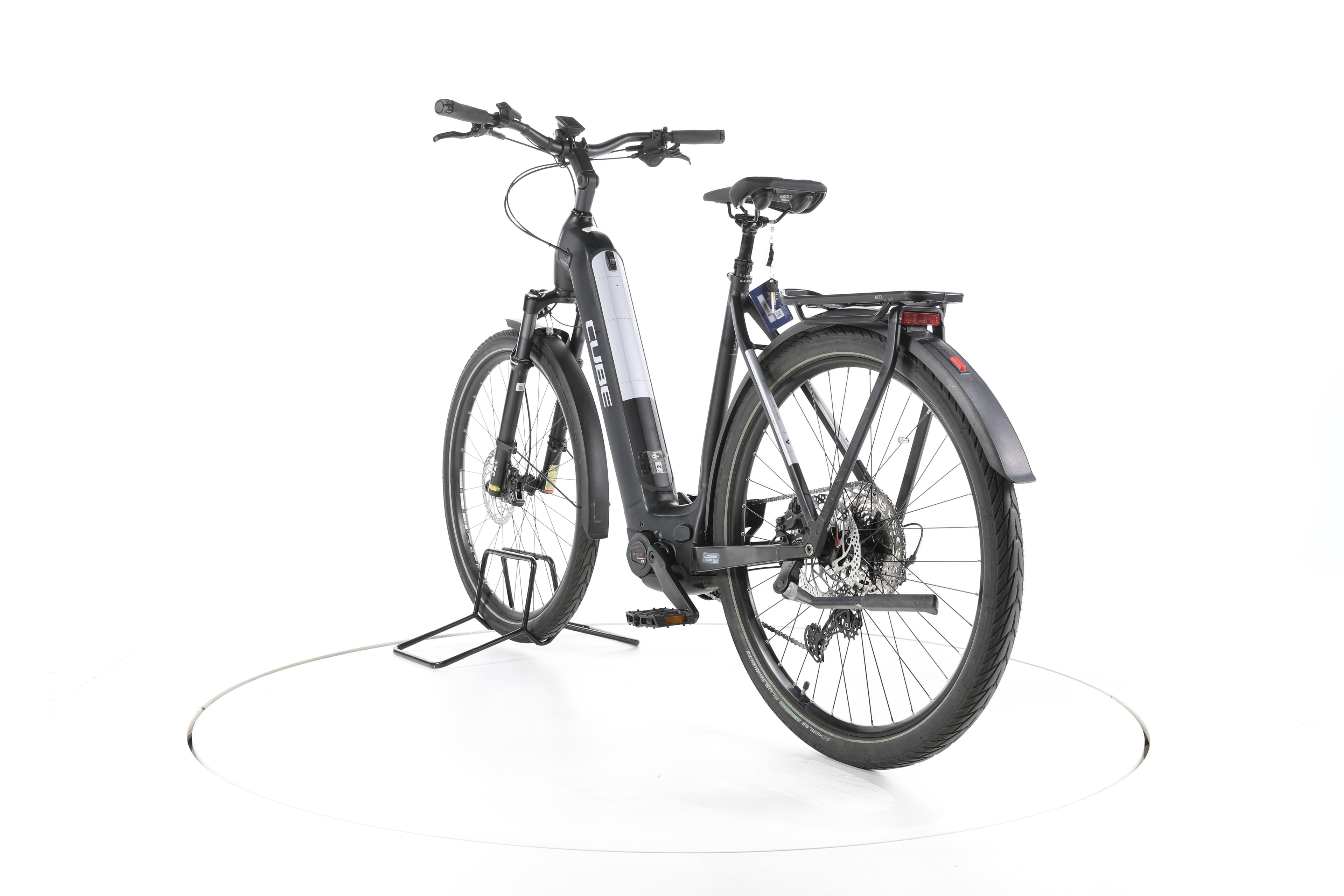 Cube Kathmandu Hybrid EXC Trekking E-Bike Tiefeinsteiger - Image 9
