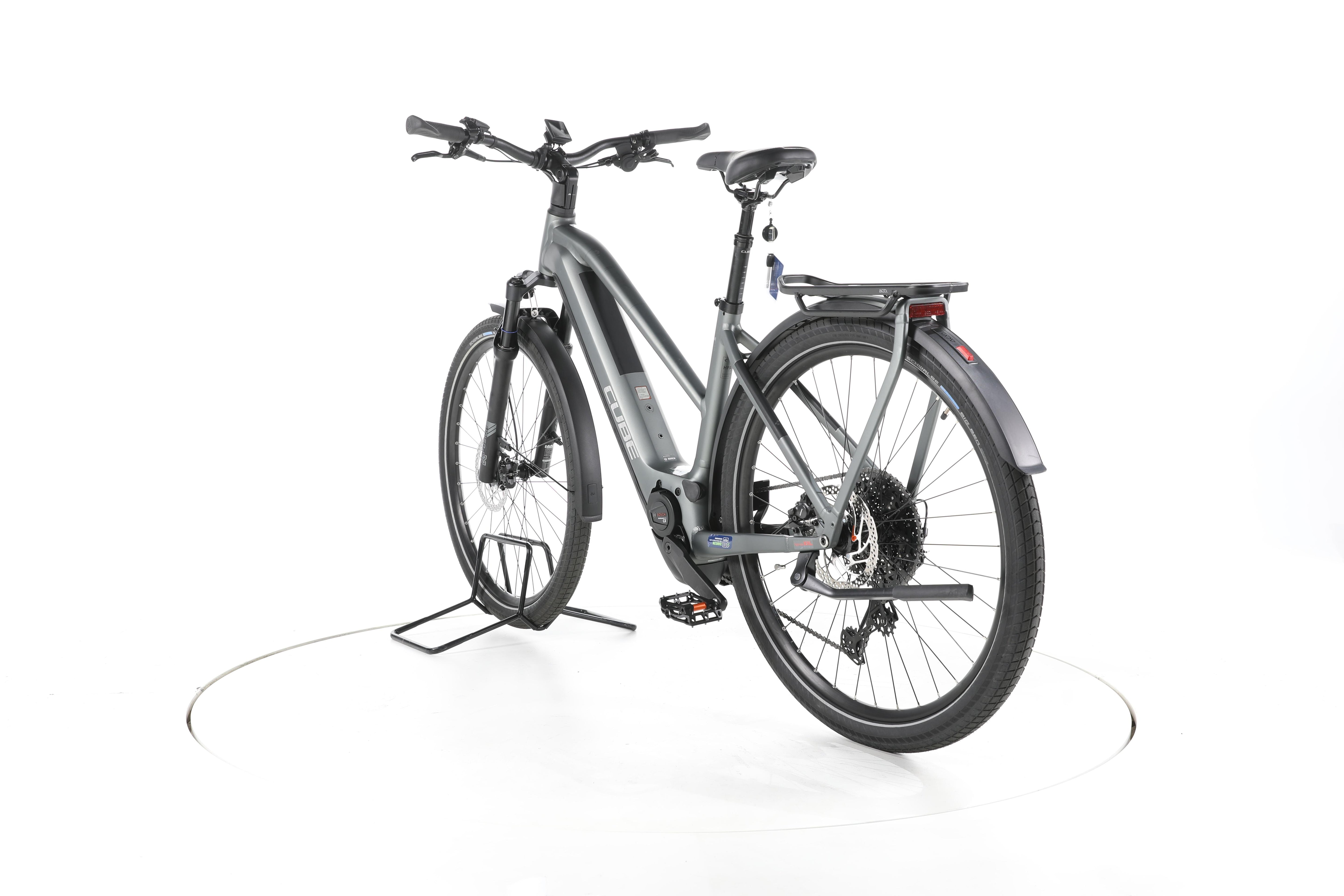 Cube Kathmandu Hybrid Pro Trekking E-Bike - Image 9