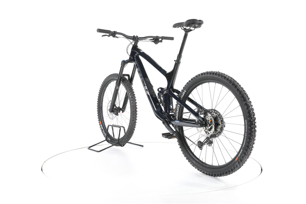 Trek Slash 9.7 Gen 5 - Image 9