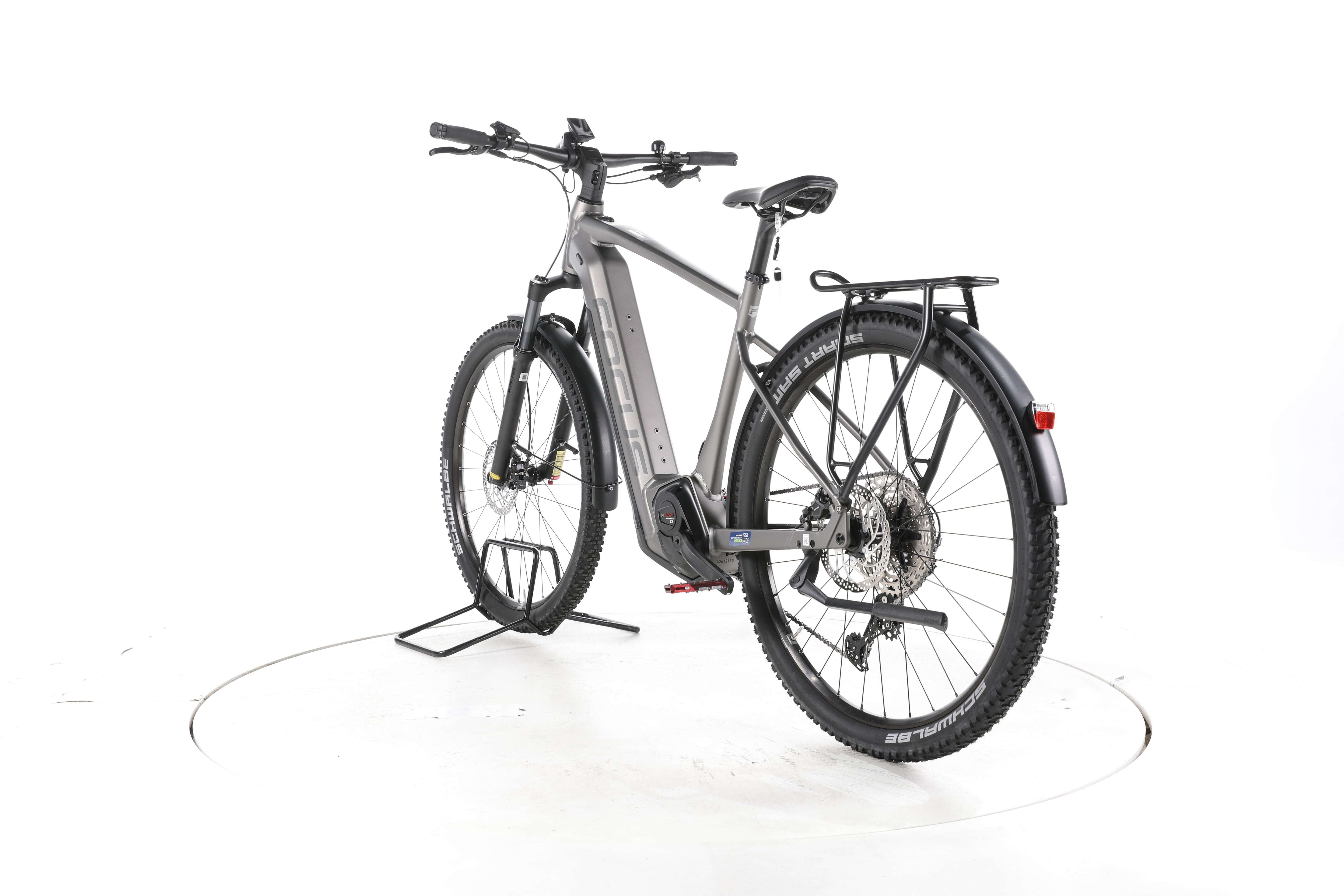 Focus Aventura 6.8 Trekking E-Bike - Image 9