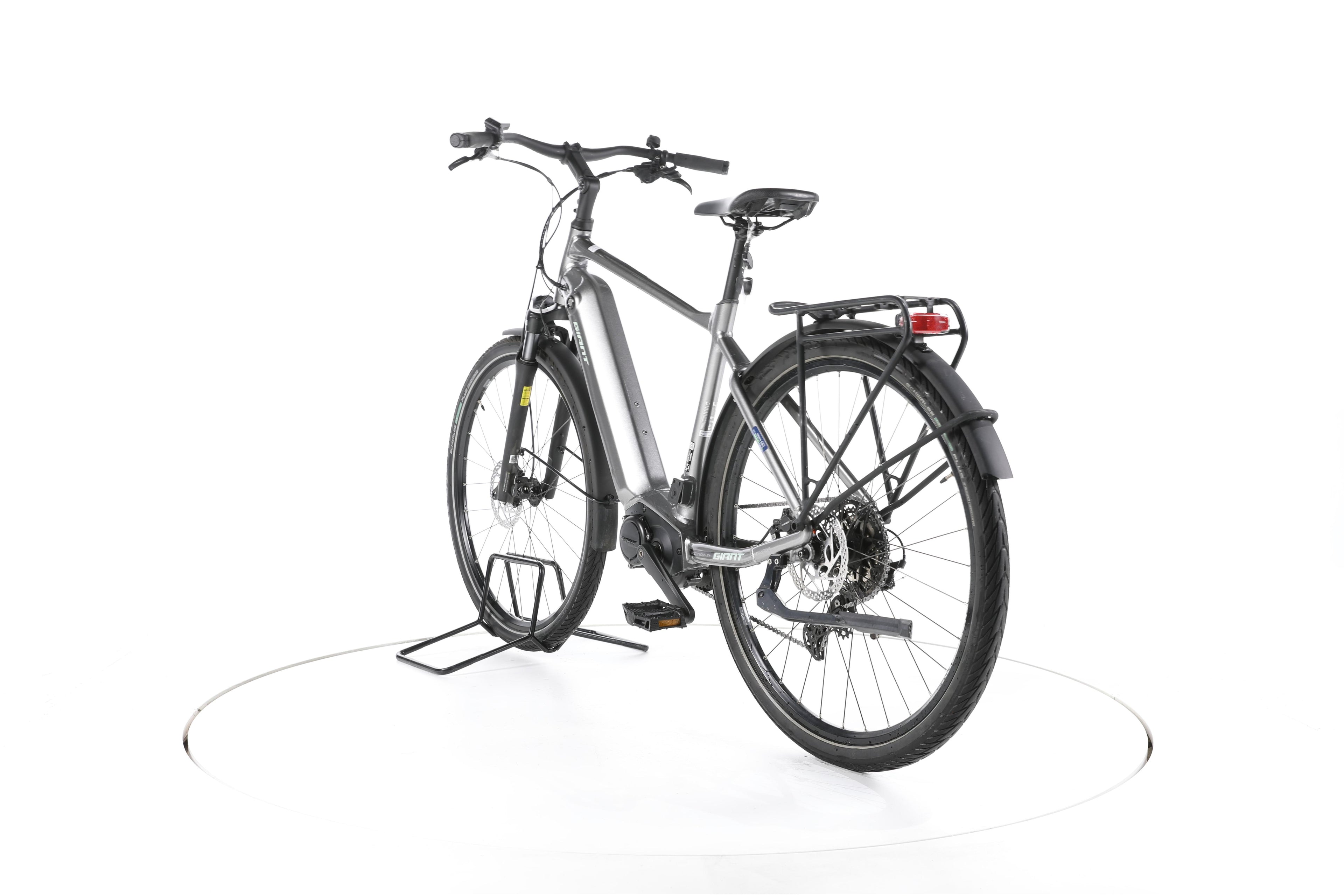Giant DailyTour E+ 2 D GTS Trekking E-Bike - Image 9