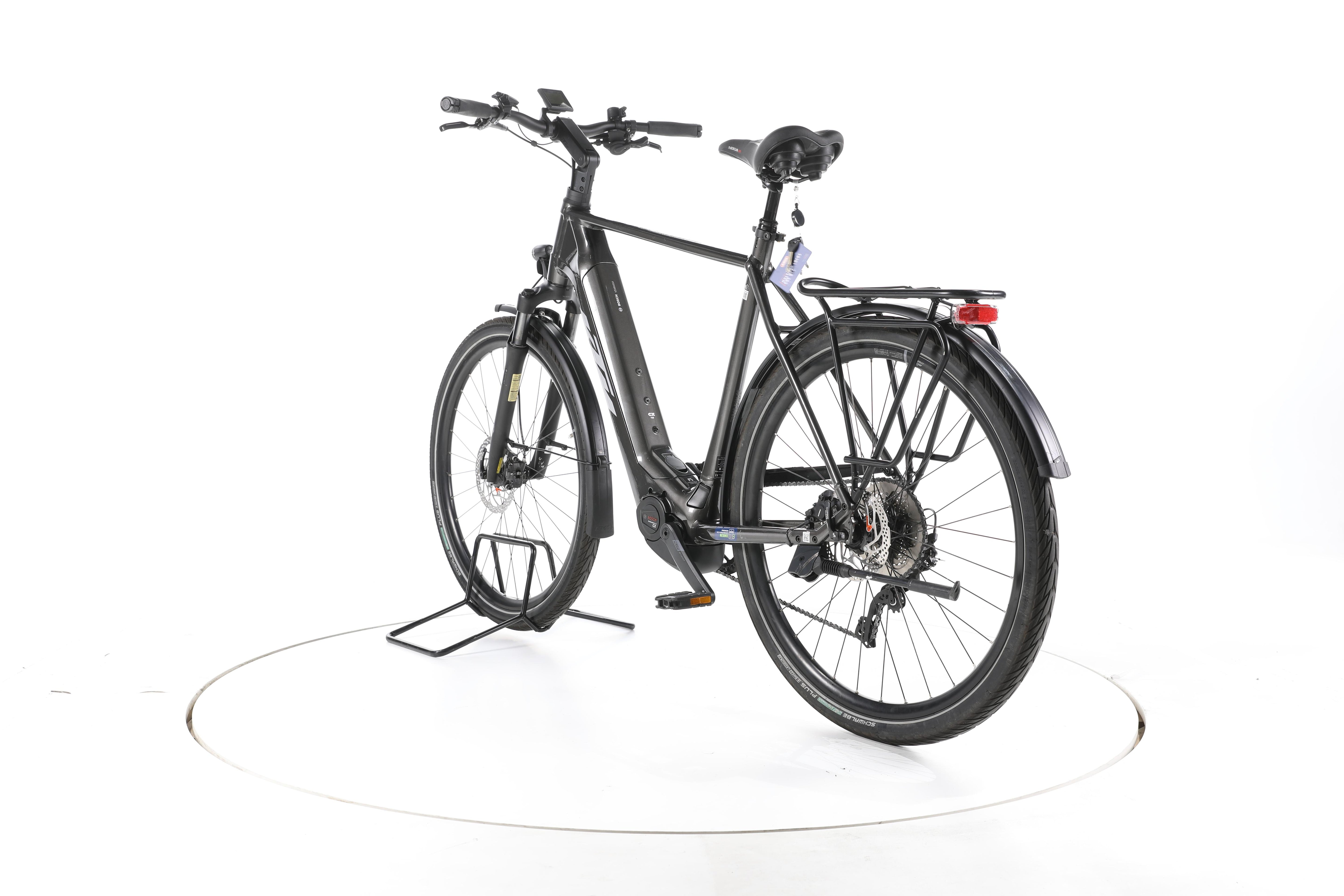 KTM Macina Style 740 Trekking E-Bike - Image 9