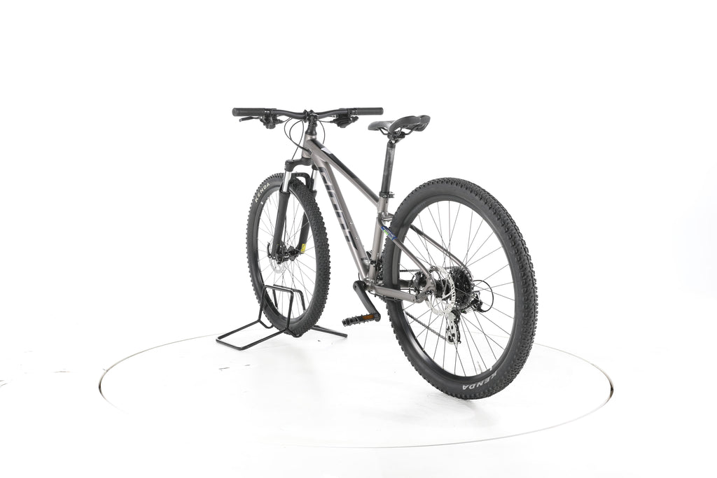 Giant Talon 4 Fahrrad Hardtail - Image 9