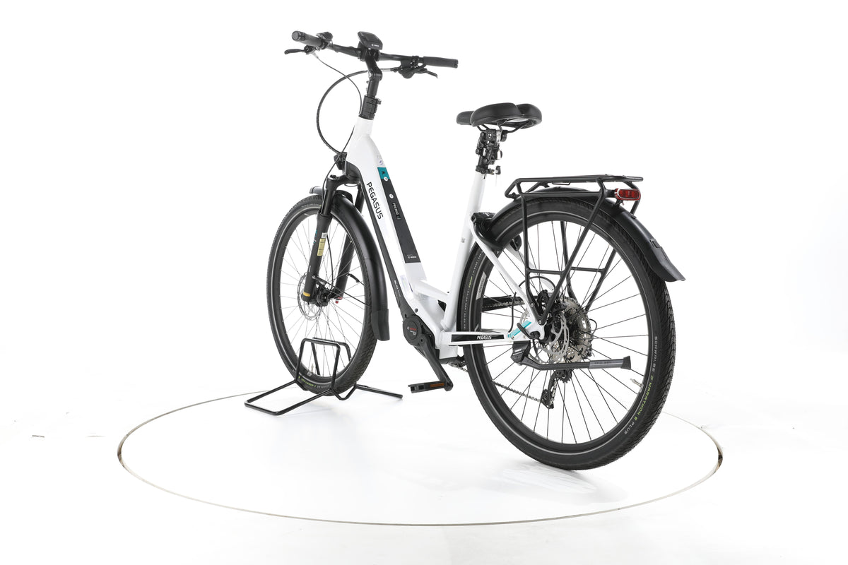 Pegasus Premio Evo Lite Comfort Trekking E-Bike Tiefeinsteiger - Image 9