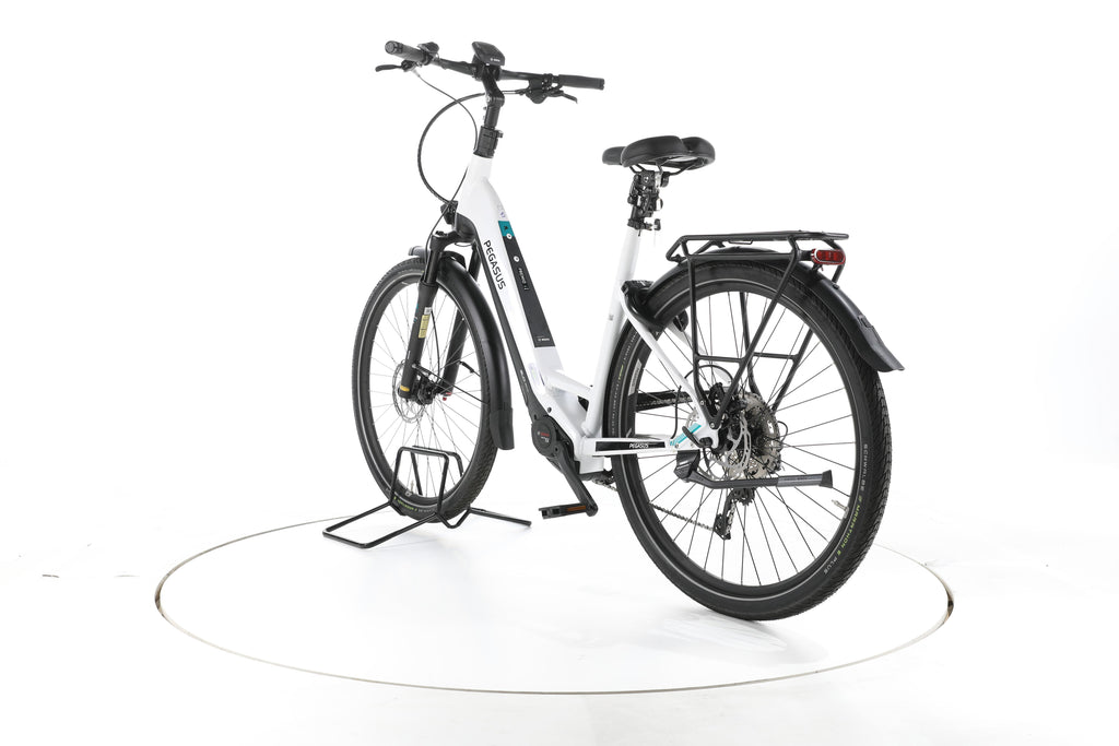 Pegasus Premio Evo Lite Comfort Trekking E-Bike Tiefeinsteiger - Image 9