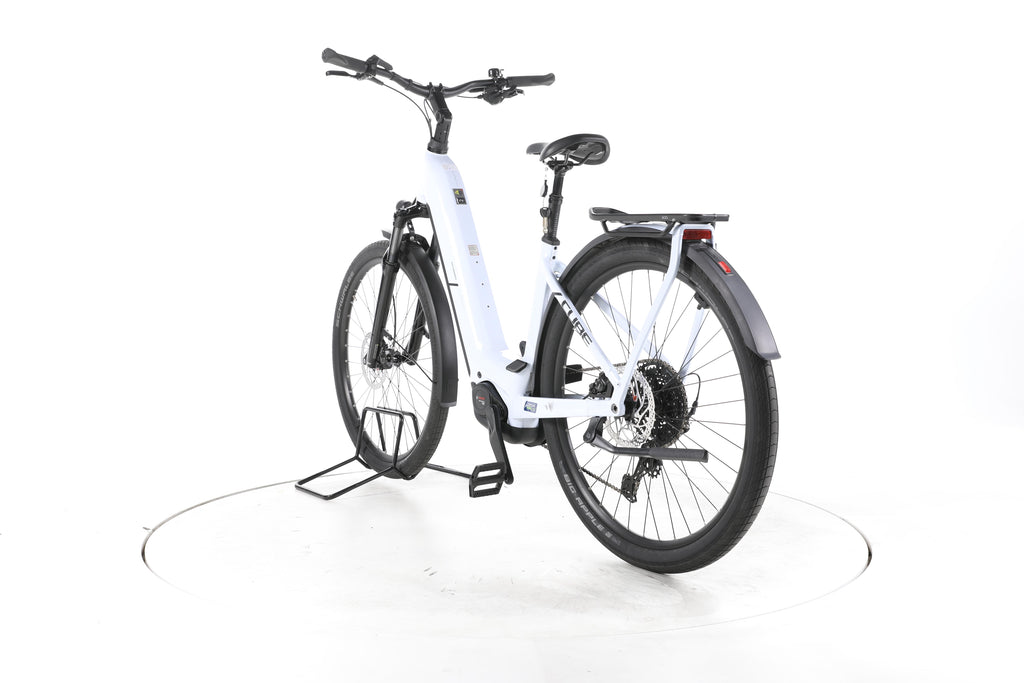 Cube Kathmandu Hybrid ONE Trekking E-Bike Tiefeinsteiger 2025 - Image 9