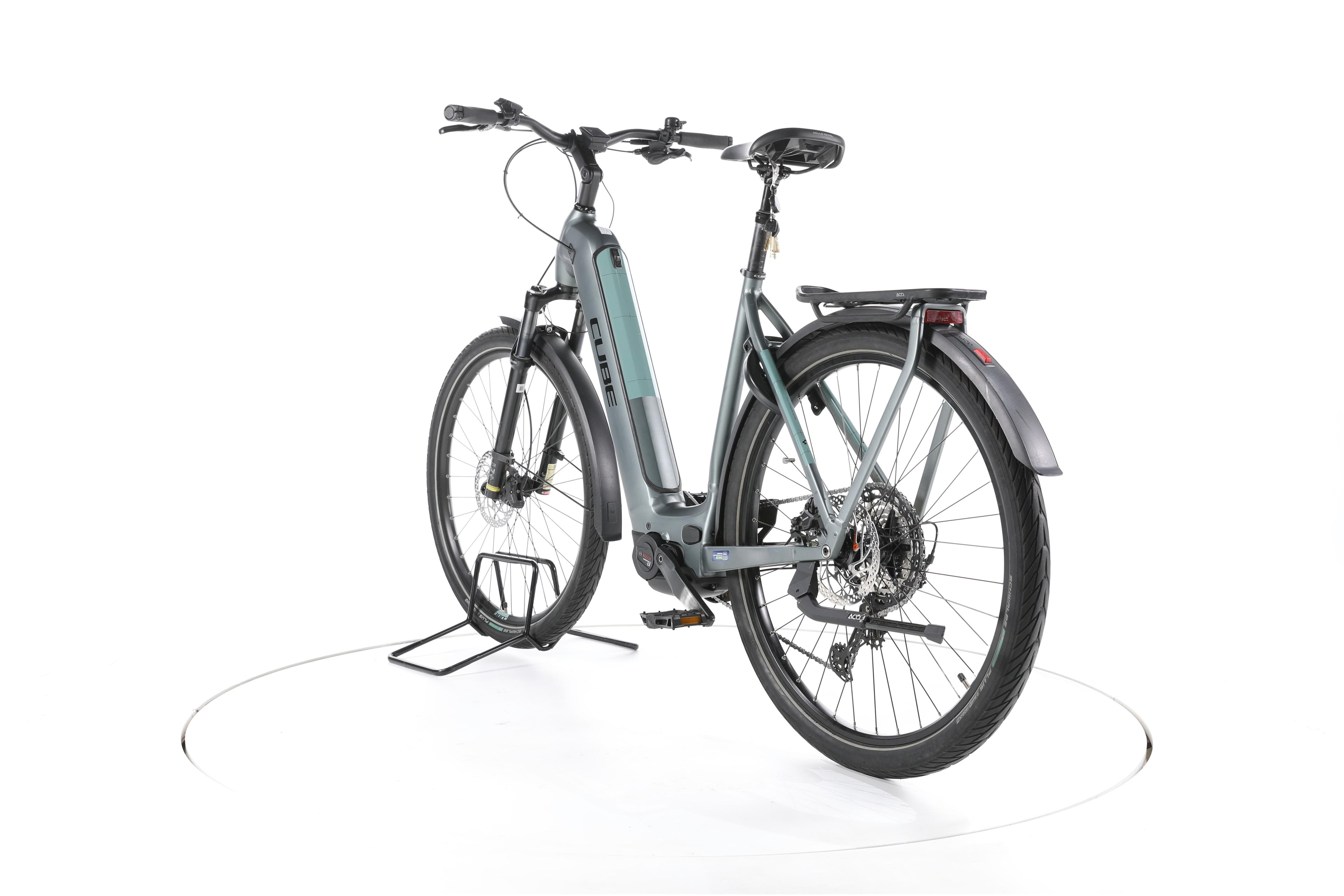 Cube Kathmandu Hybrid EXC Trekking E-Bike Tiefeinsteiger - Image 9