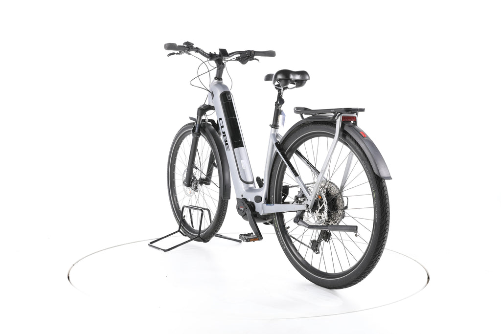 Cube Kathmandu Hybrid SL Trekking E-Bike Tiefeinsteiger - Image 9