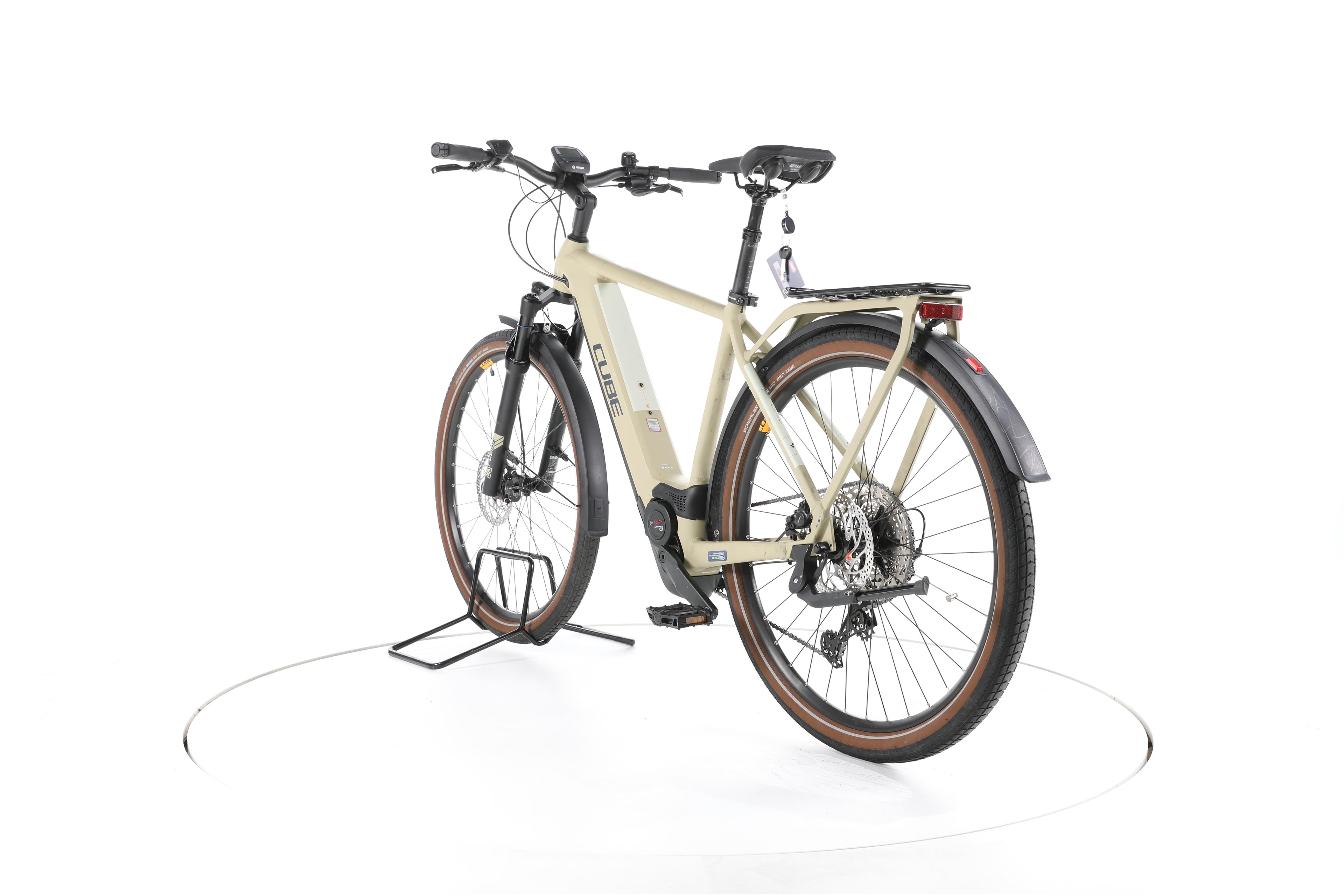 Cube Kathmandu Hybrid Pro Trekking E-Bike - Image 9