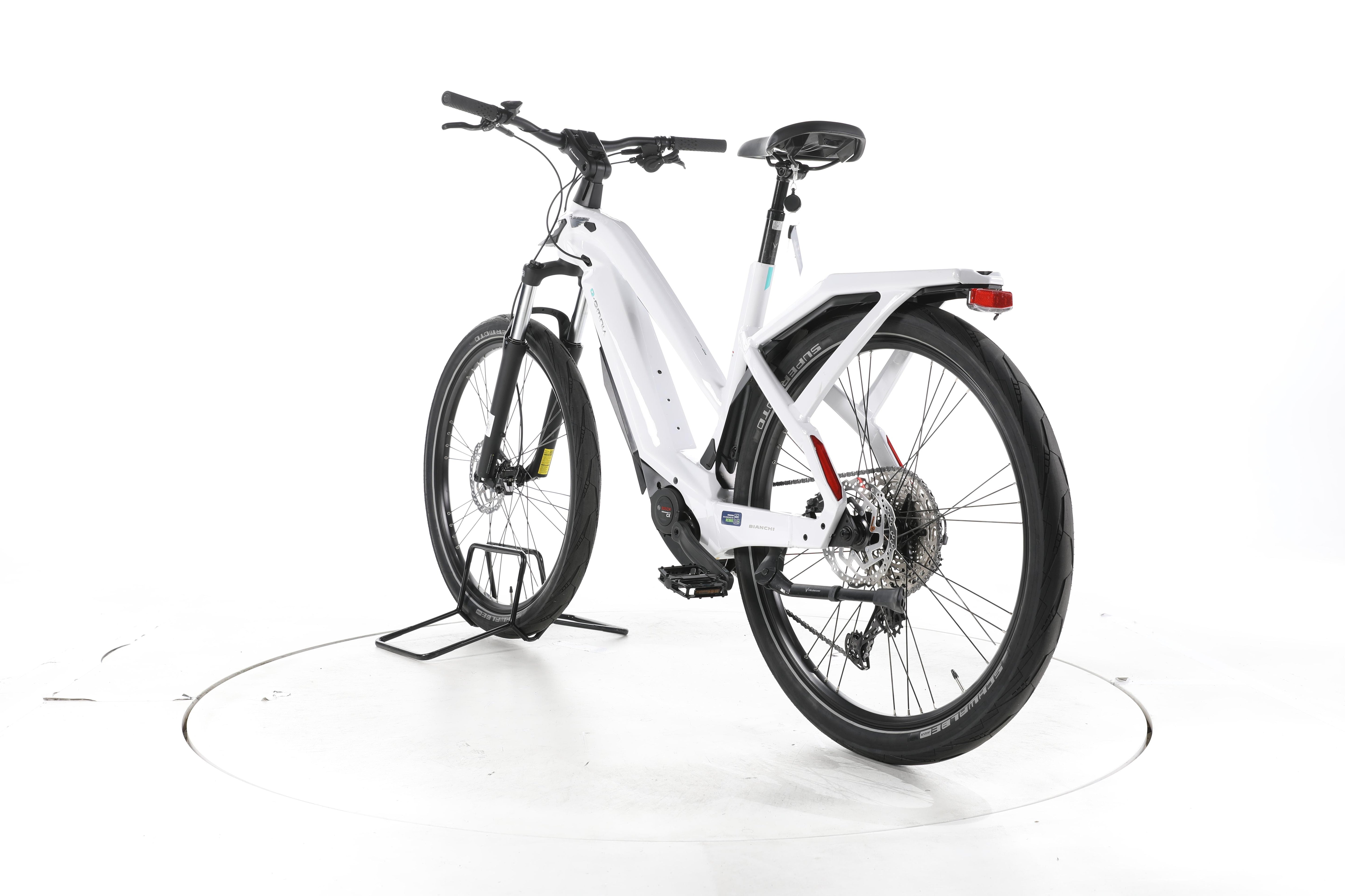 Bianchi E-Omnia T Type ST Trekking E-Bike - Image 9